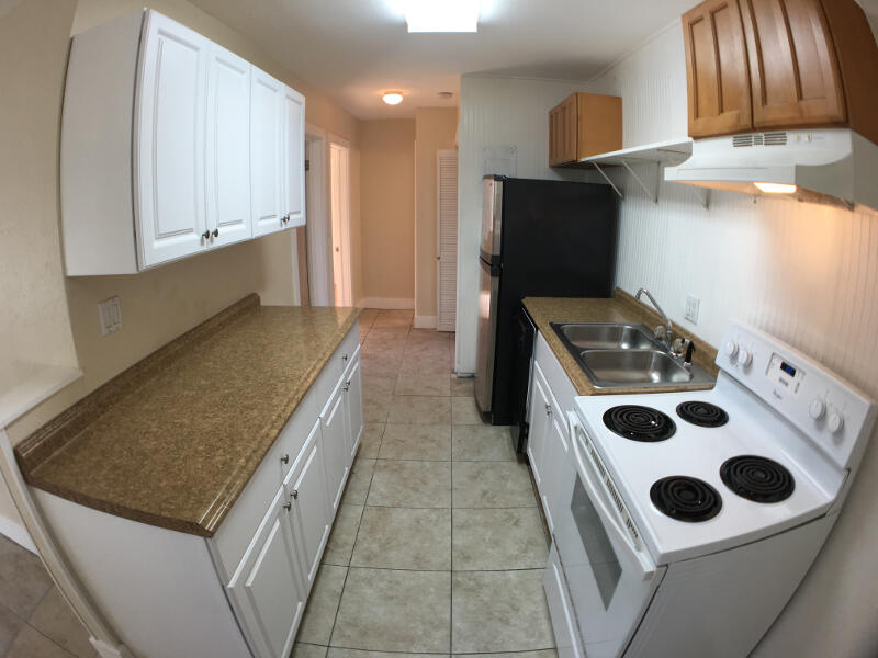 6440 2nd Street Unit 8 Property Photo 3