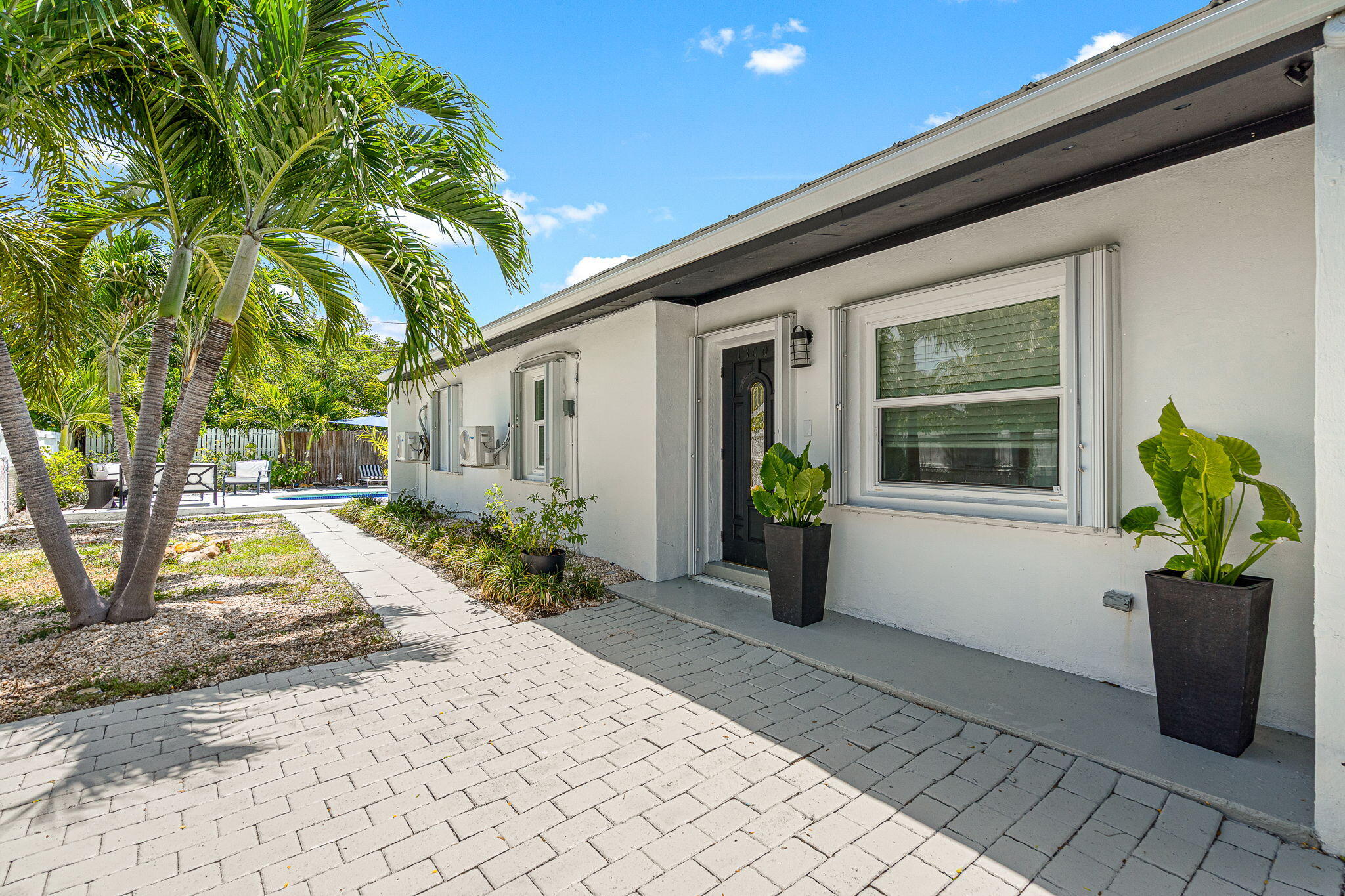 1300 Ashby Street Property Photo 1
