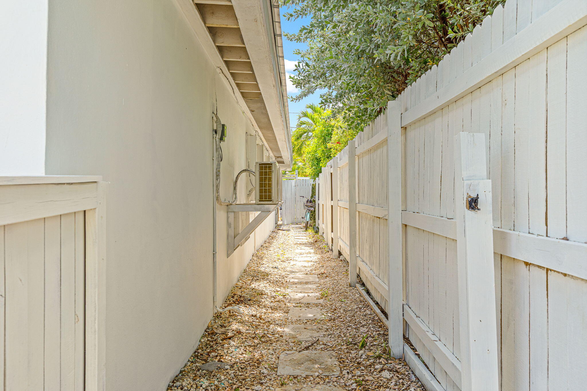1300 Ashby Street Property Photo 43