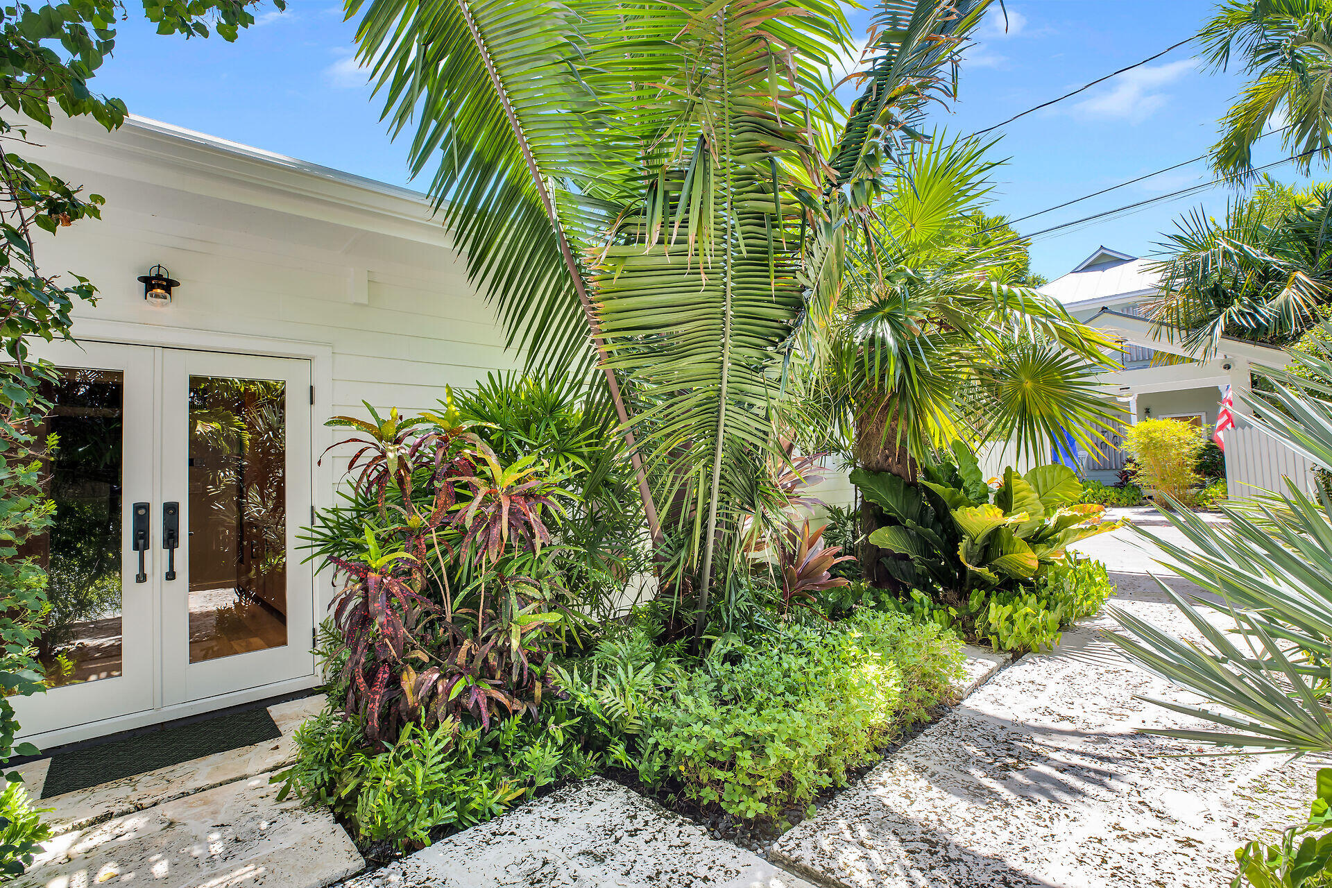 411 Louisa Street Property Photo 65