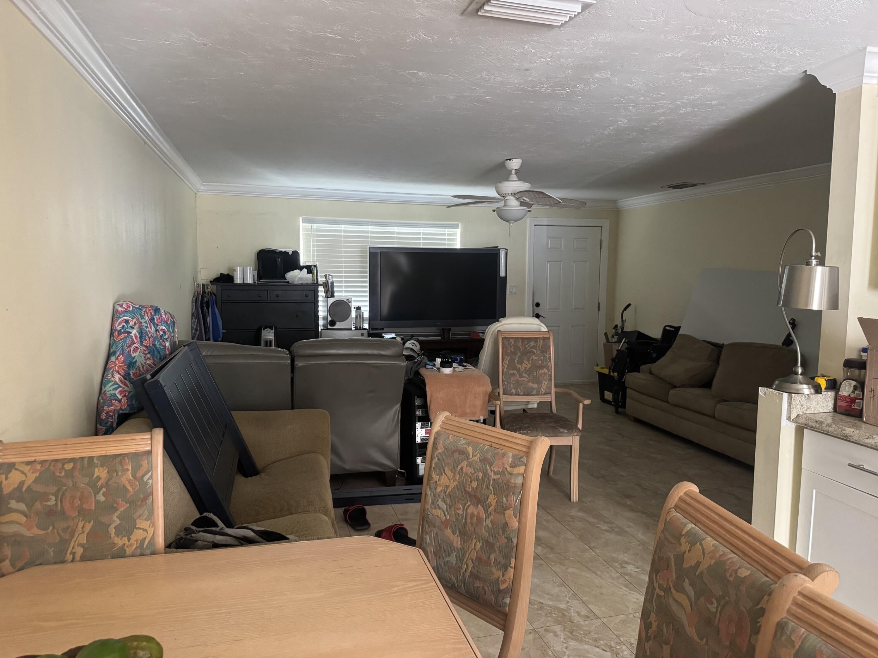 285 A 66th Street A & B Property Photo 4