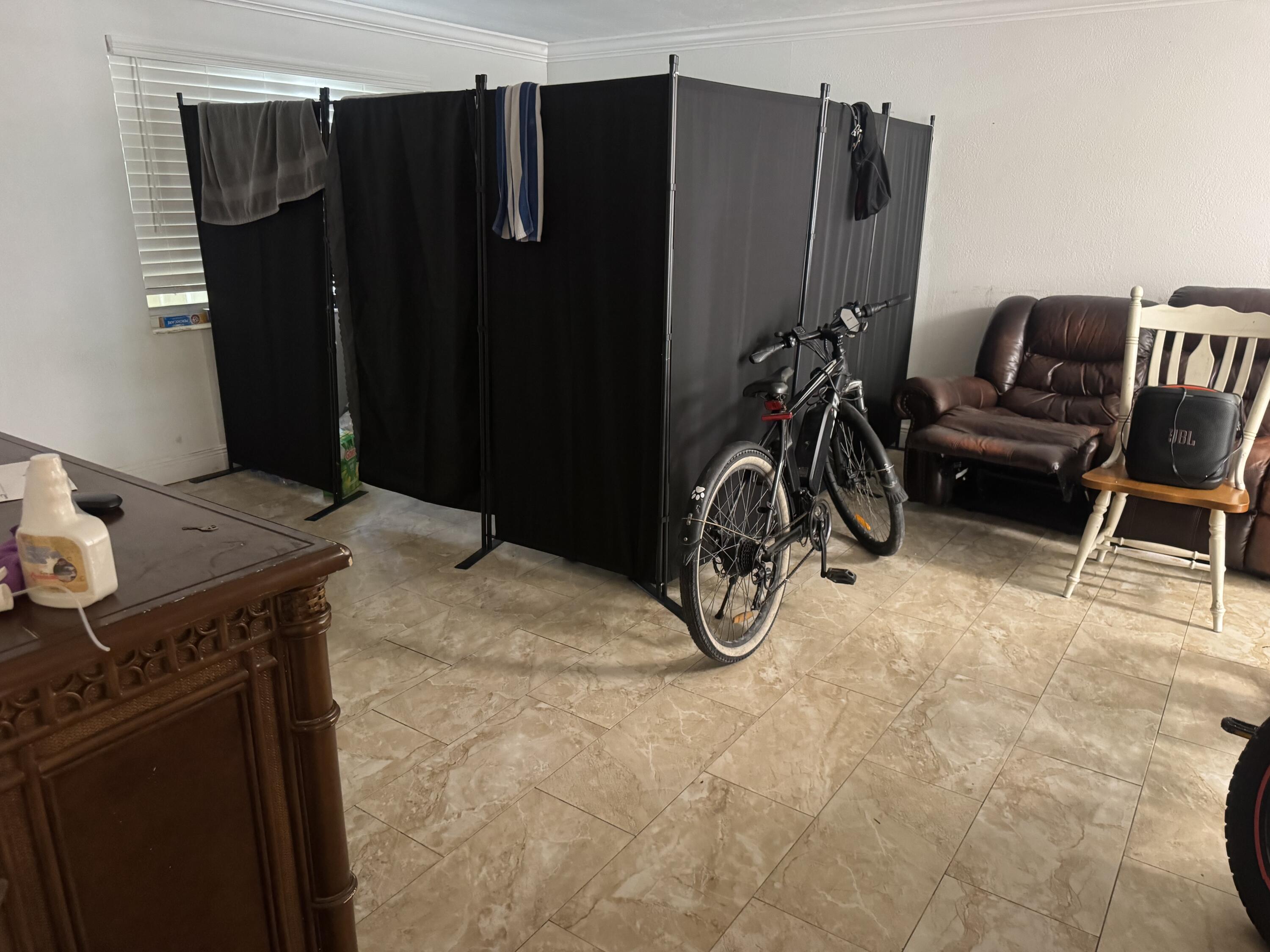 285 A 66th Street A & B Property Photo 16