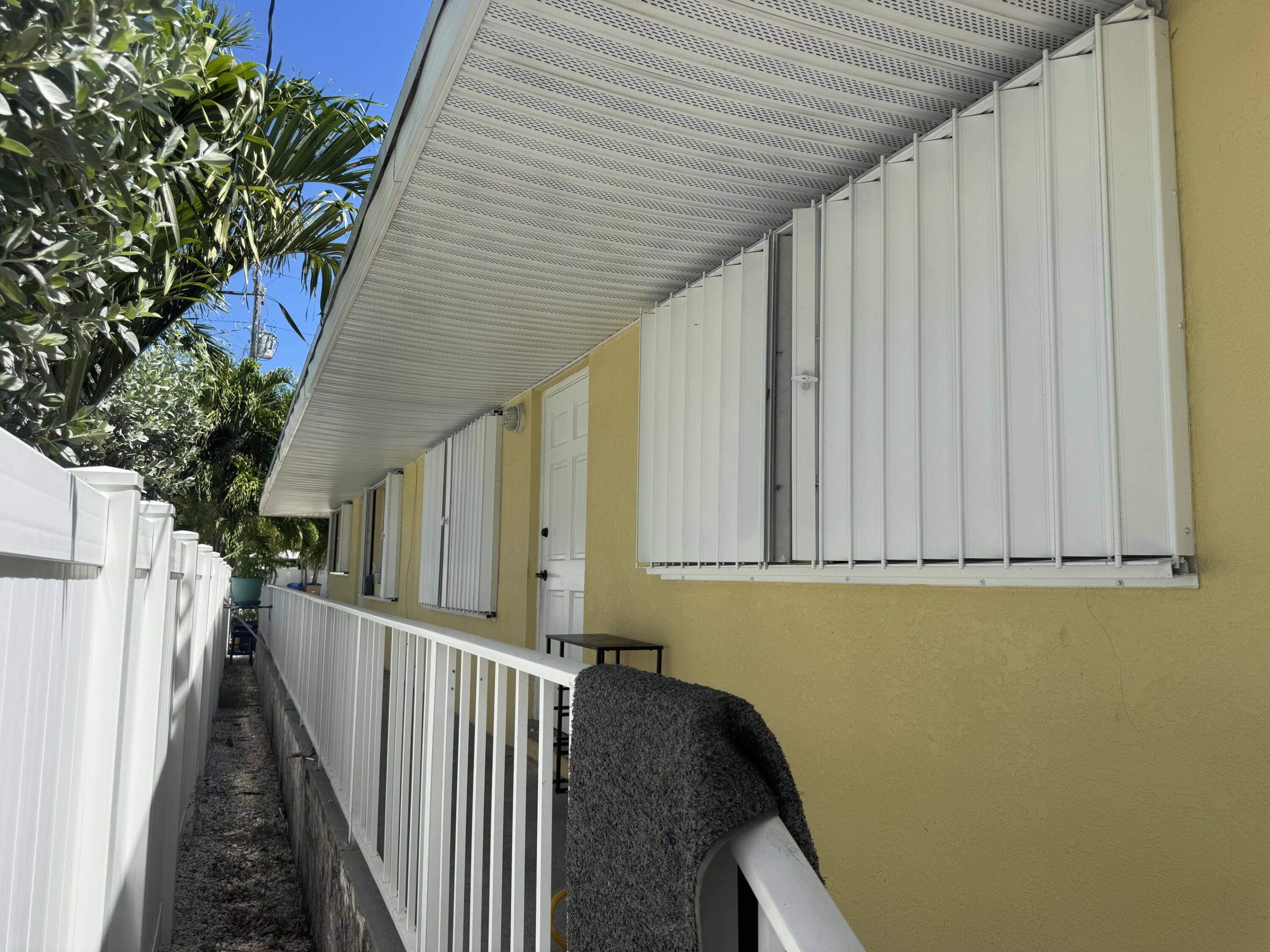 285 A 66th Street A & B Property Photo 17