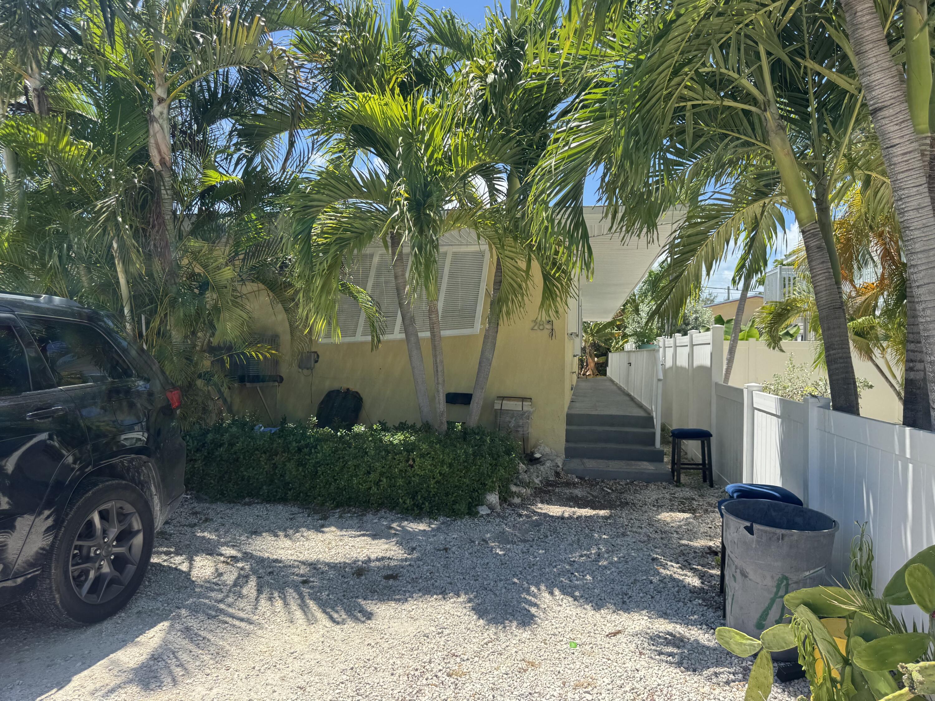 285 A 66th Street A & B Property Photo 20
