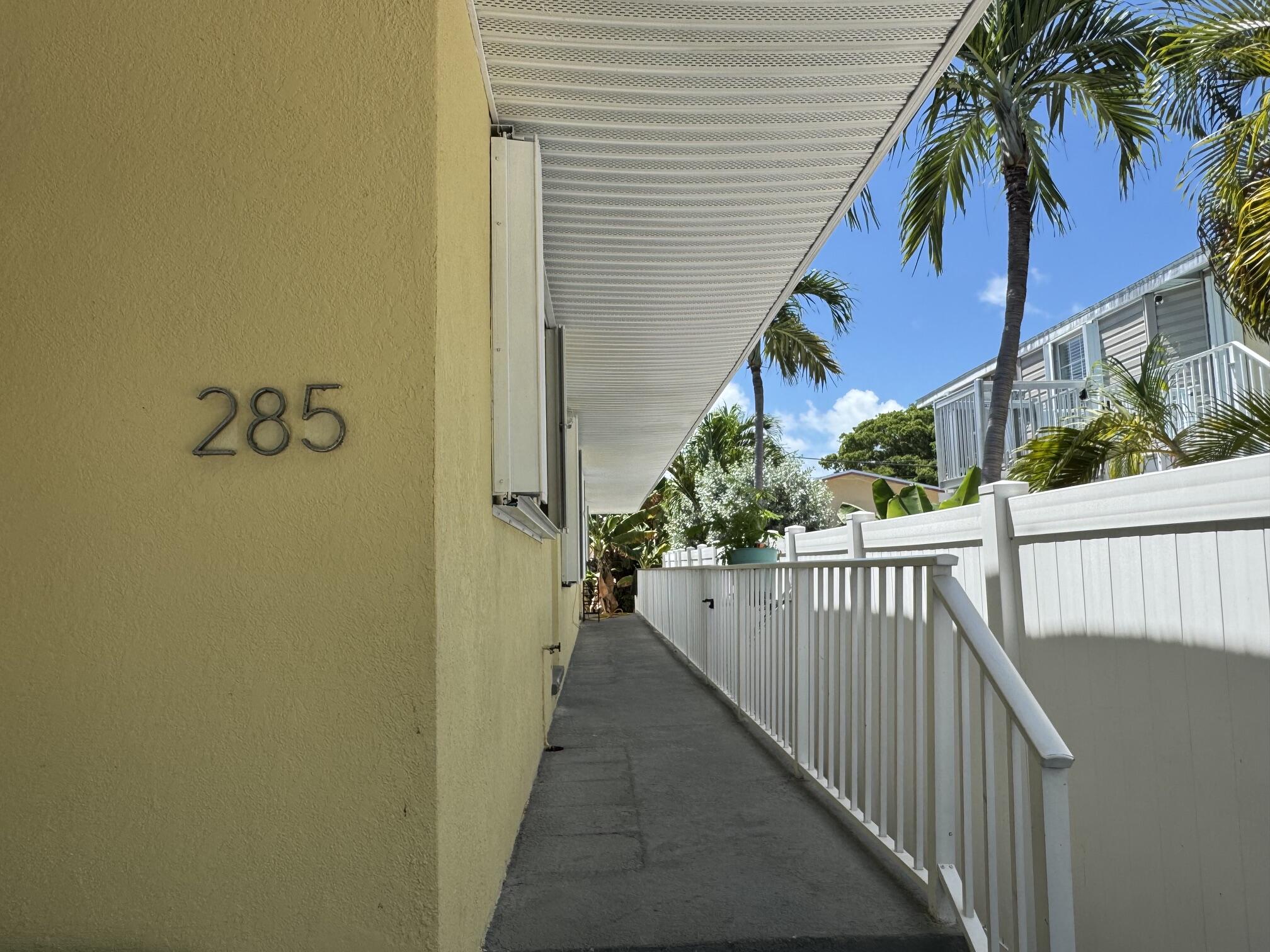 285 A 66th Street A & B Property Photo 21