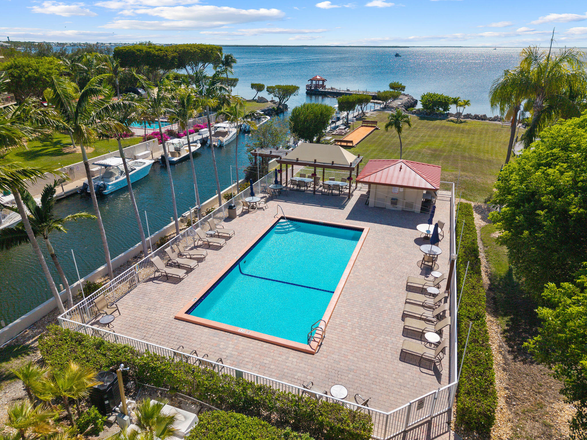 104500 Overseas Highway Apt B102 Property Photo 56