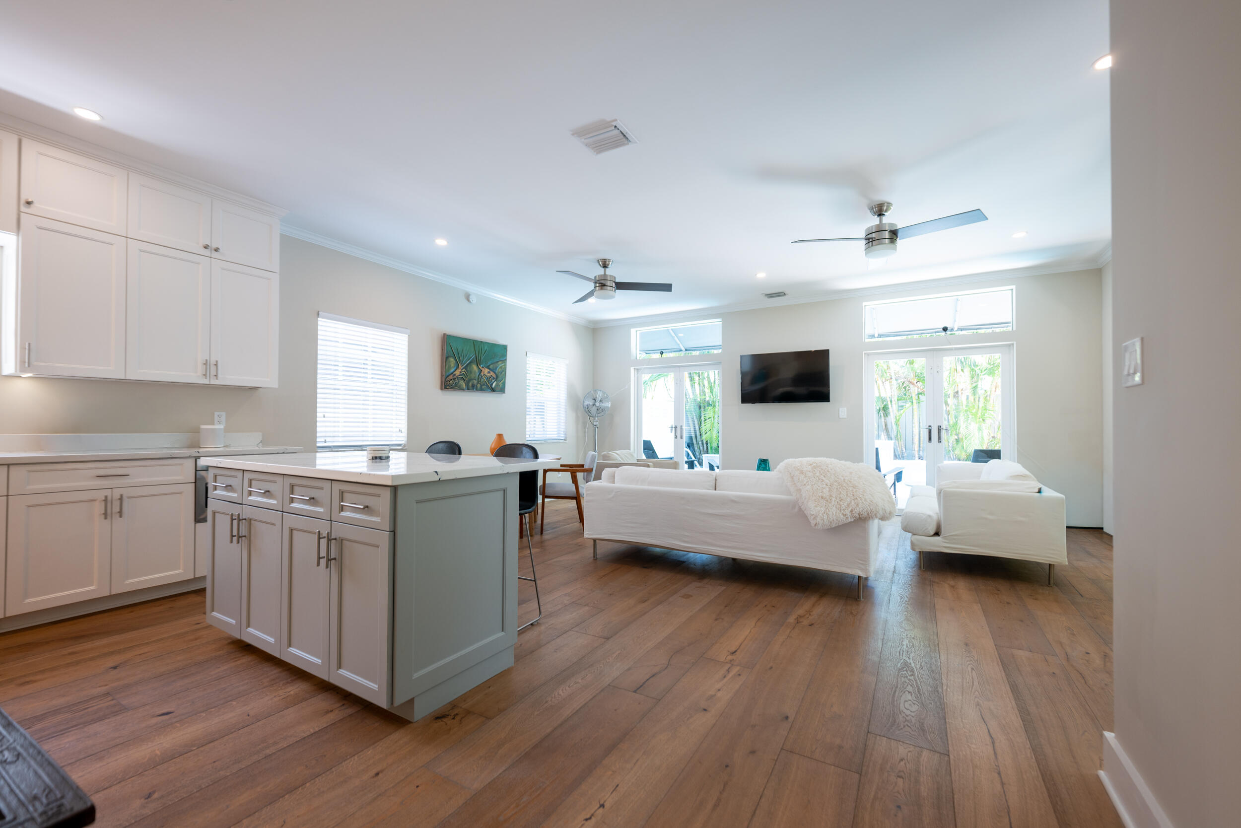 1427 Washington Street Property Photo 13