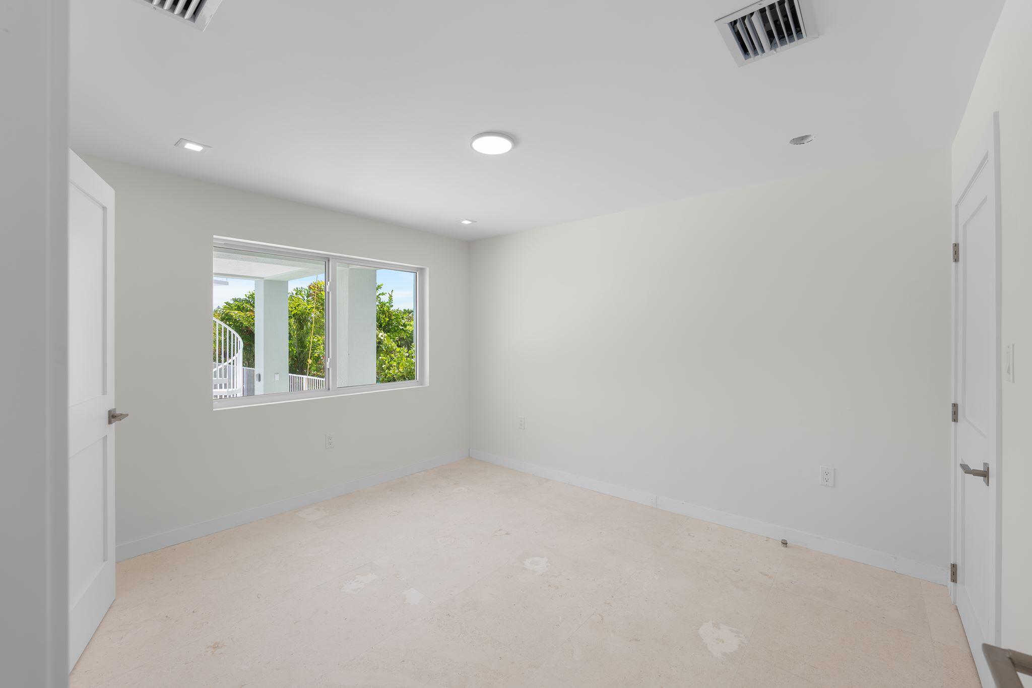 111 Avenue D 2 Property Photo 38
