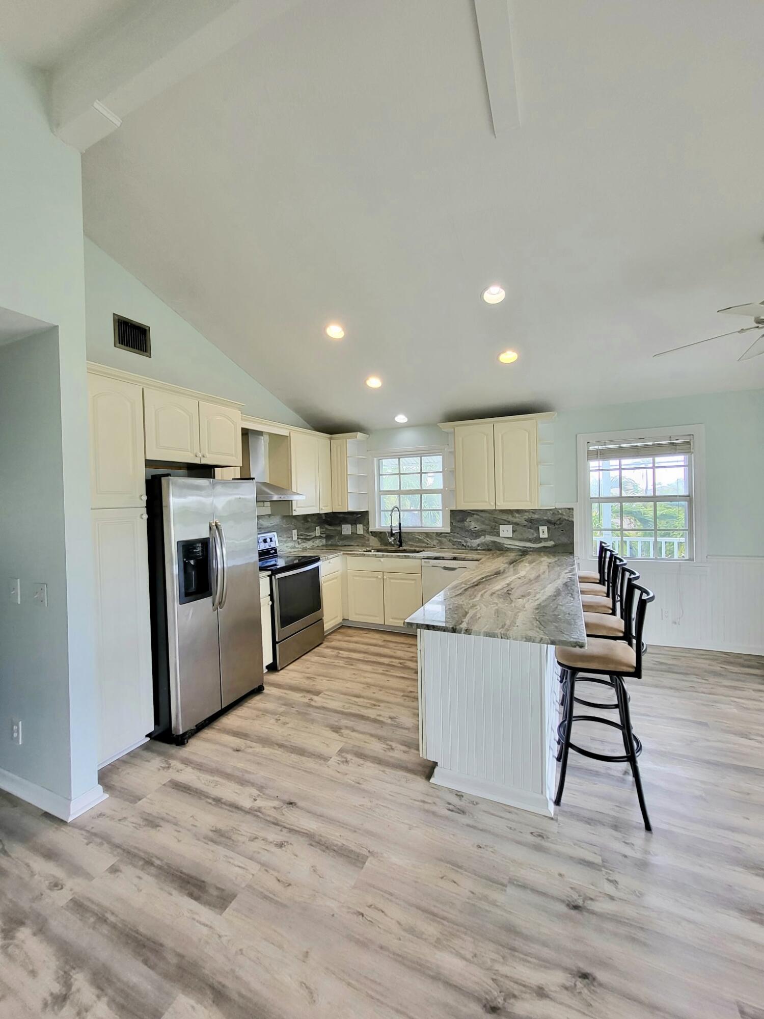 22968 Drake Lane Property Photo 10