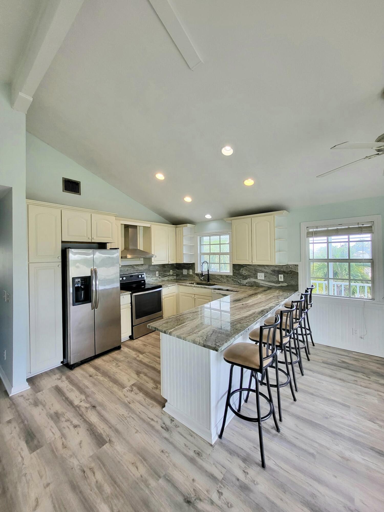 22968 Drake Lane Property Photo 11