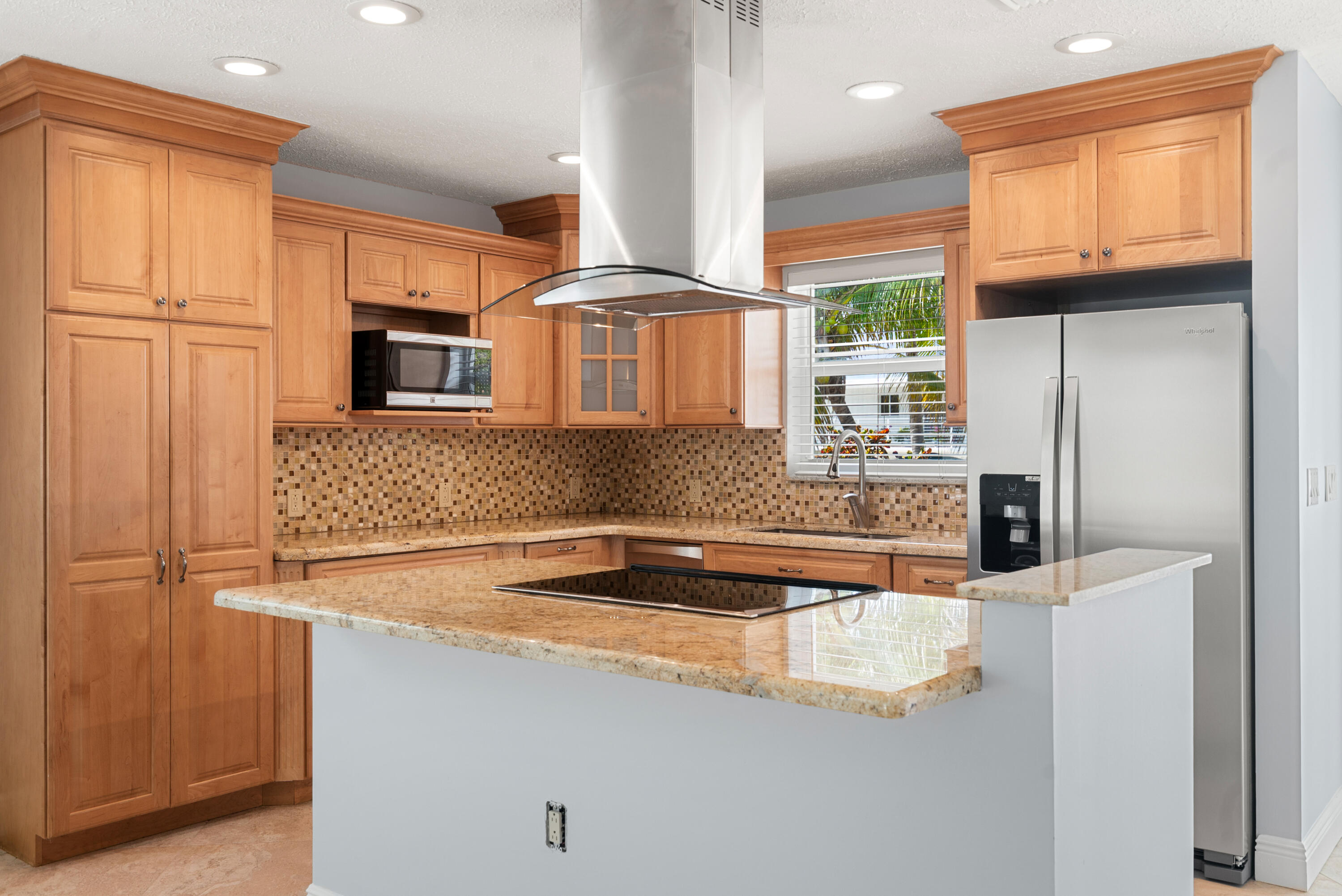 124 Coral Avenue Property Photo 8