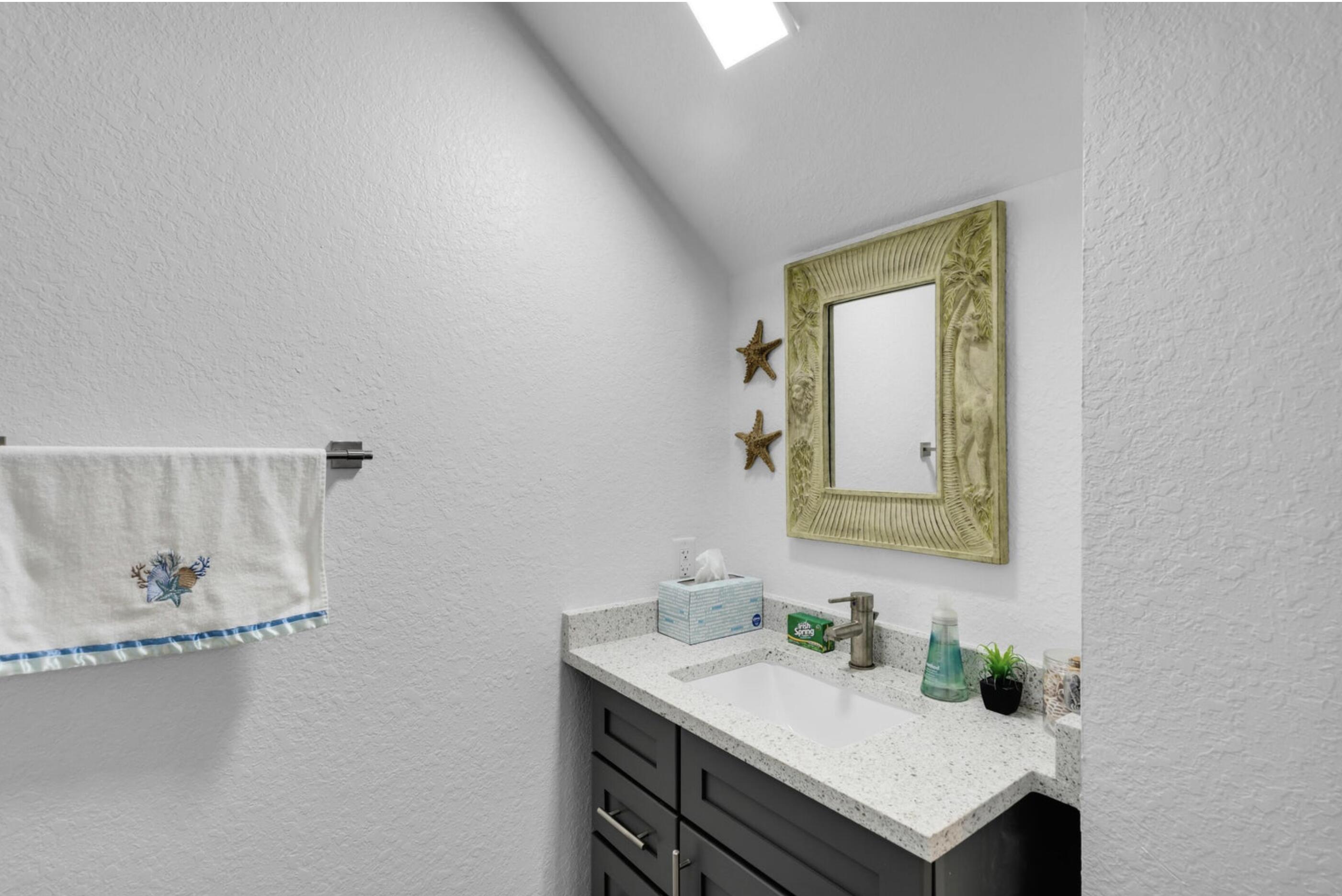 10877 Overseas Highway Apt 32 Property Photo 11