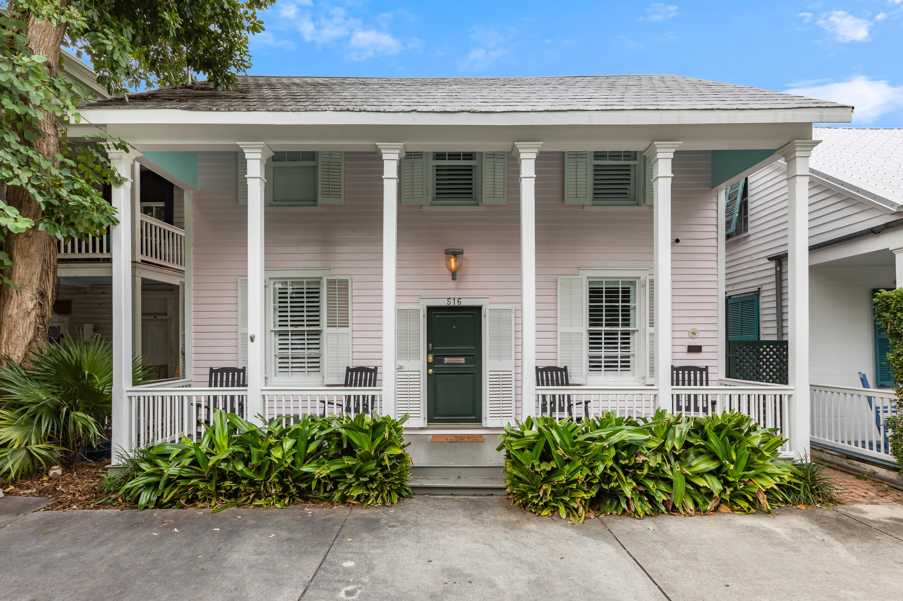 516 Elizabeth Street Property Photo 2