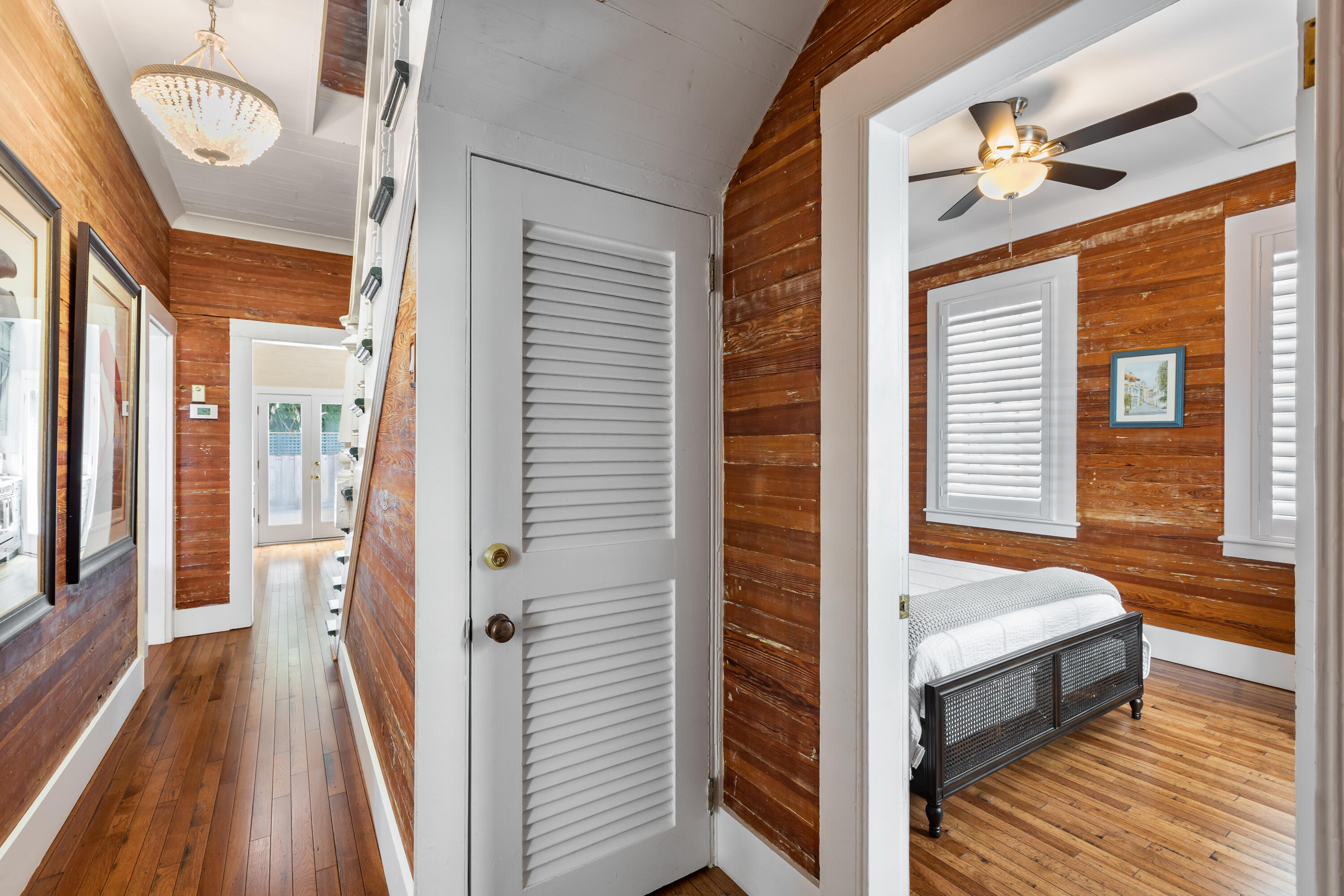 516 Elizabeth Street Property Photo 15