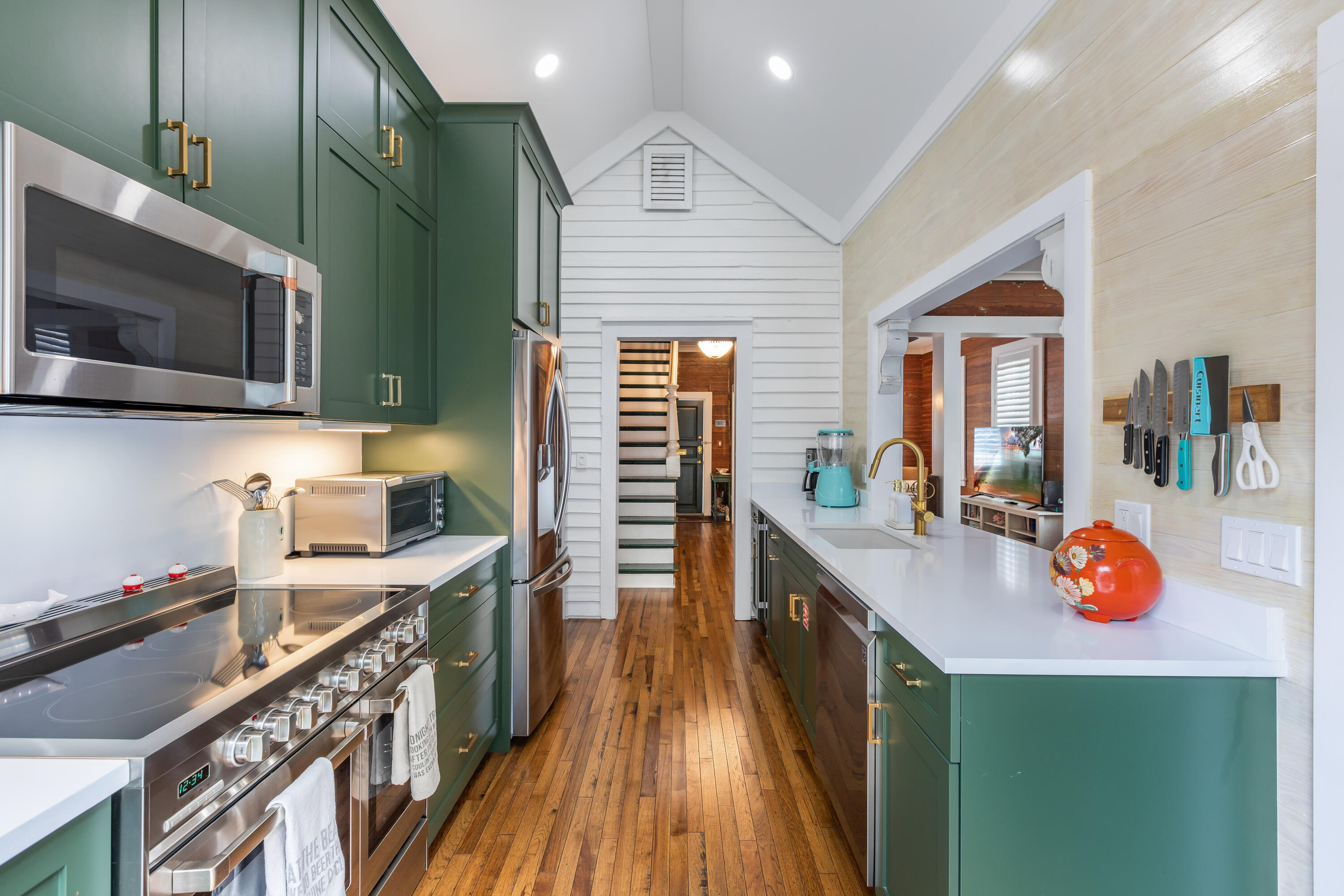 516 Elizabeth Street Property Photo 25