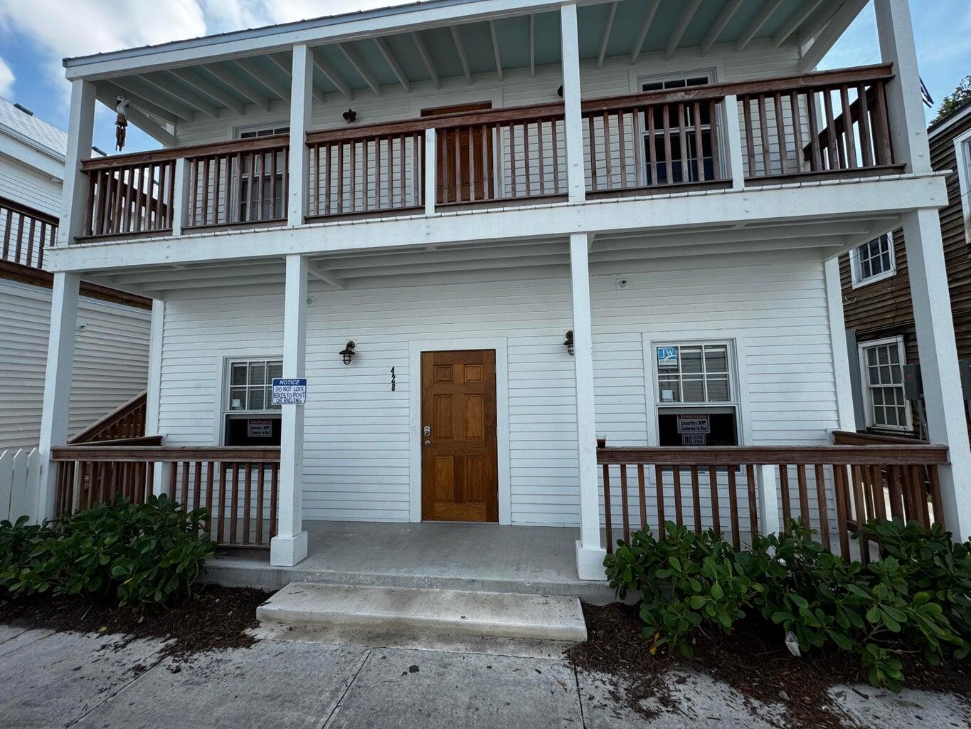 210-216 Duval Street C Property Photo 6