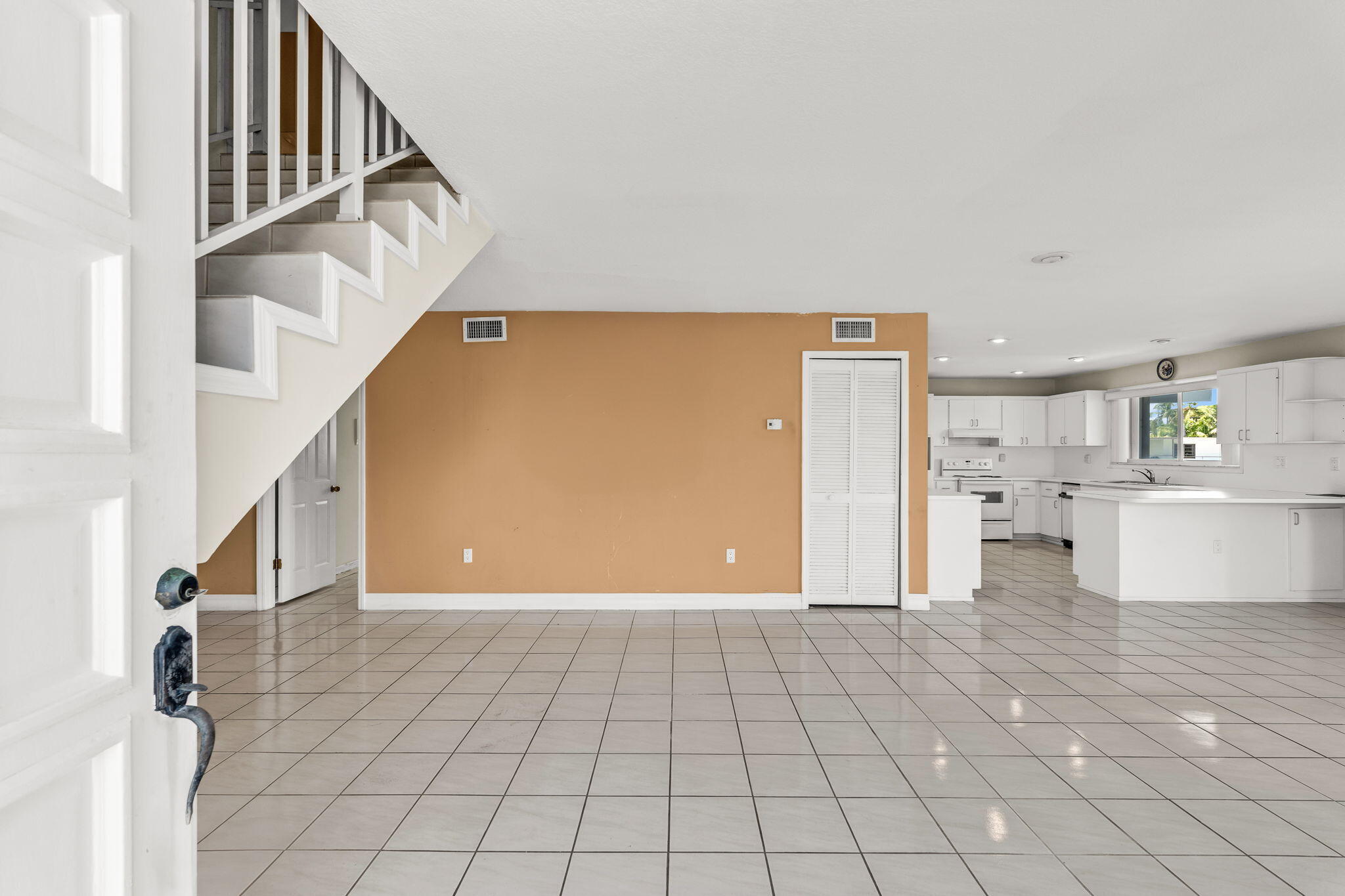 807 Bonito Lane Property Photo 18