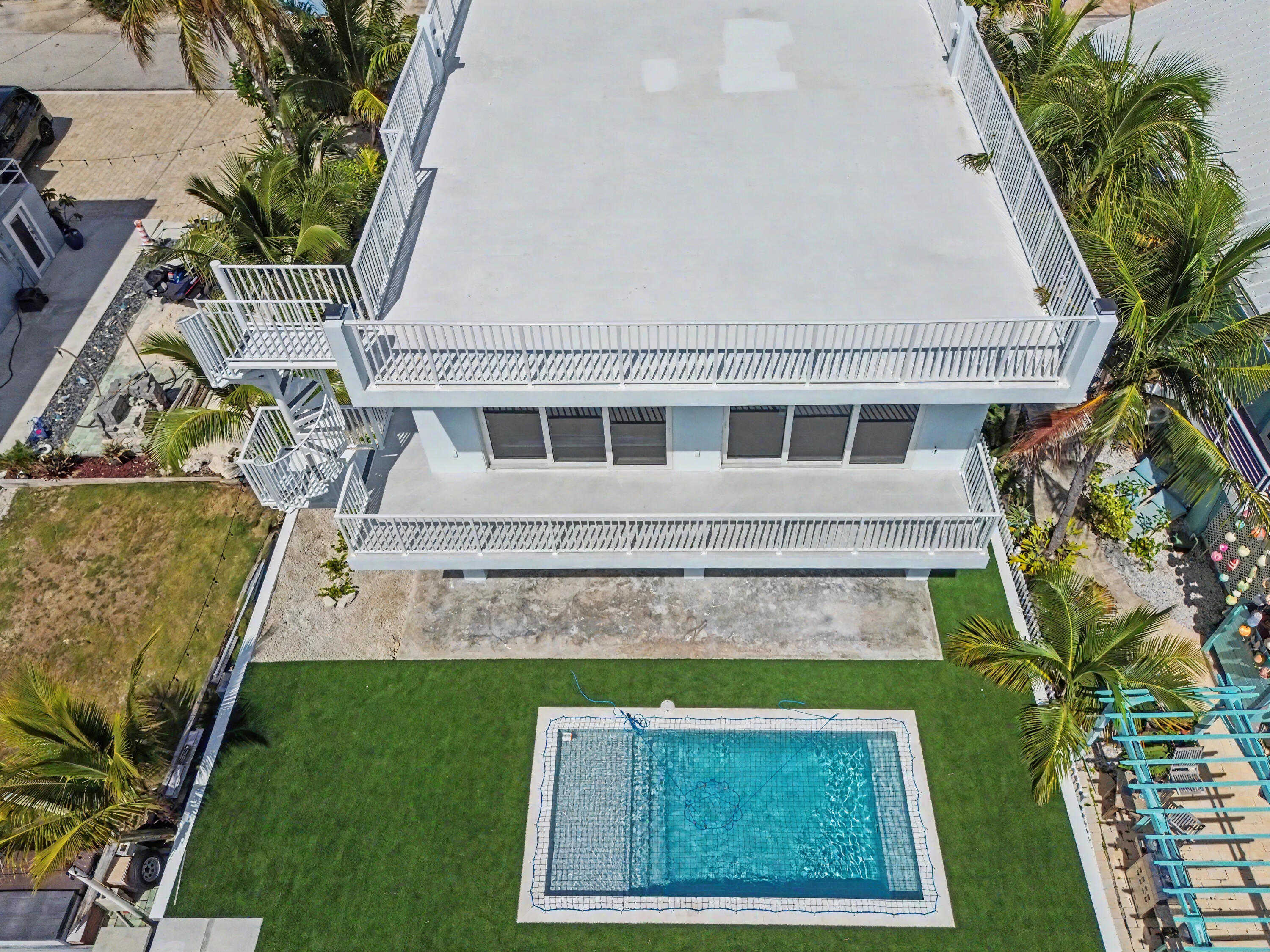 131 Snapper Creek Drive Property Photo 5