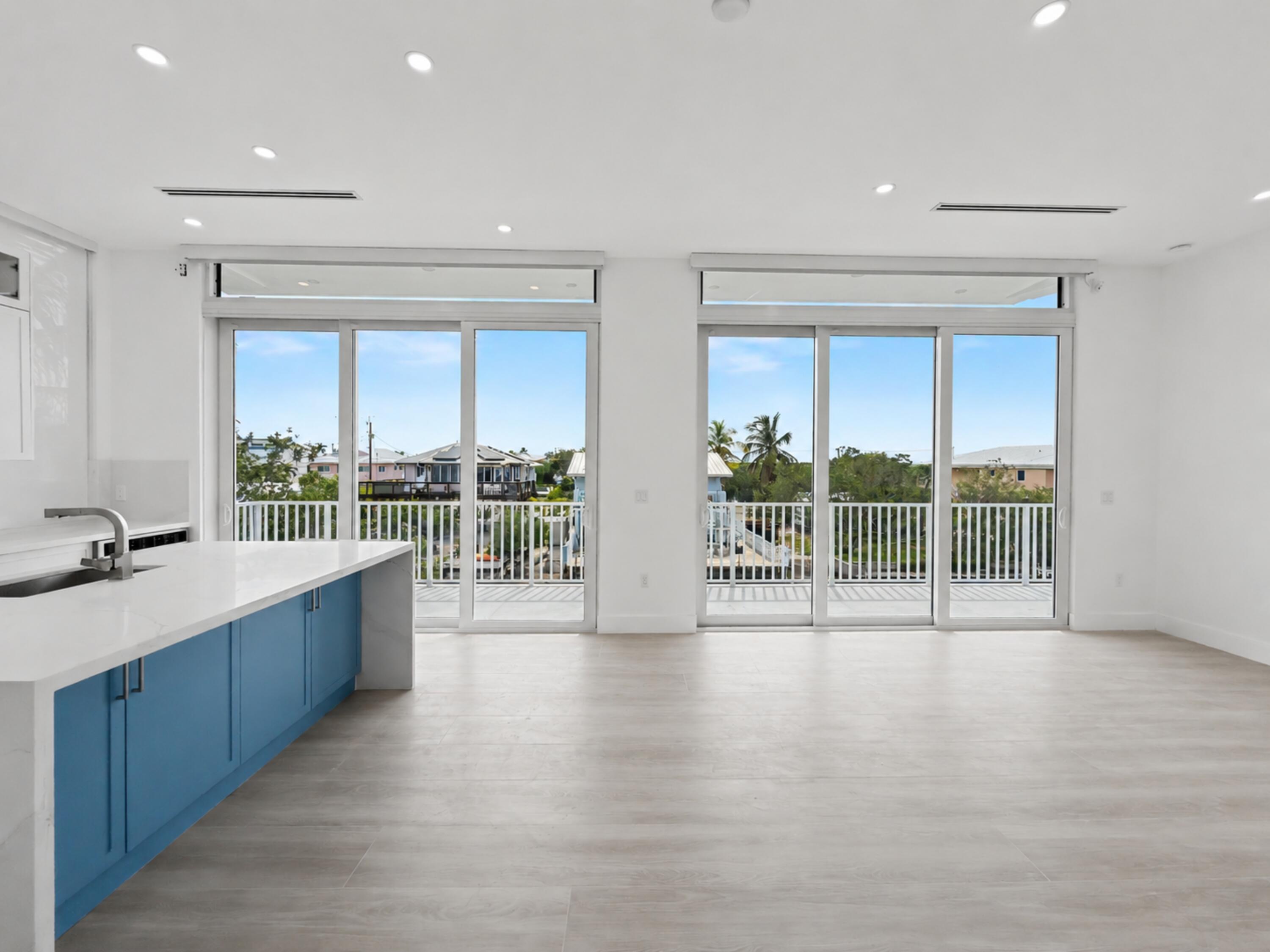 131 Snapper Creek Drive Property Photo 15