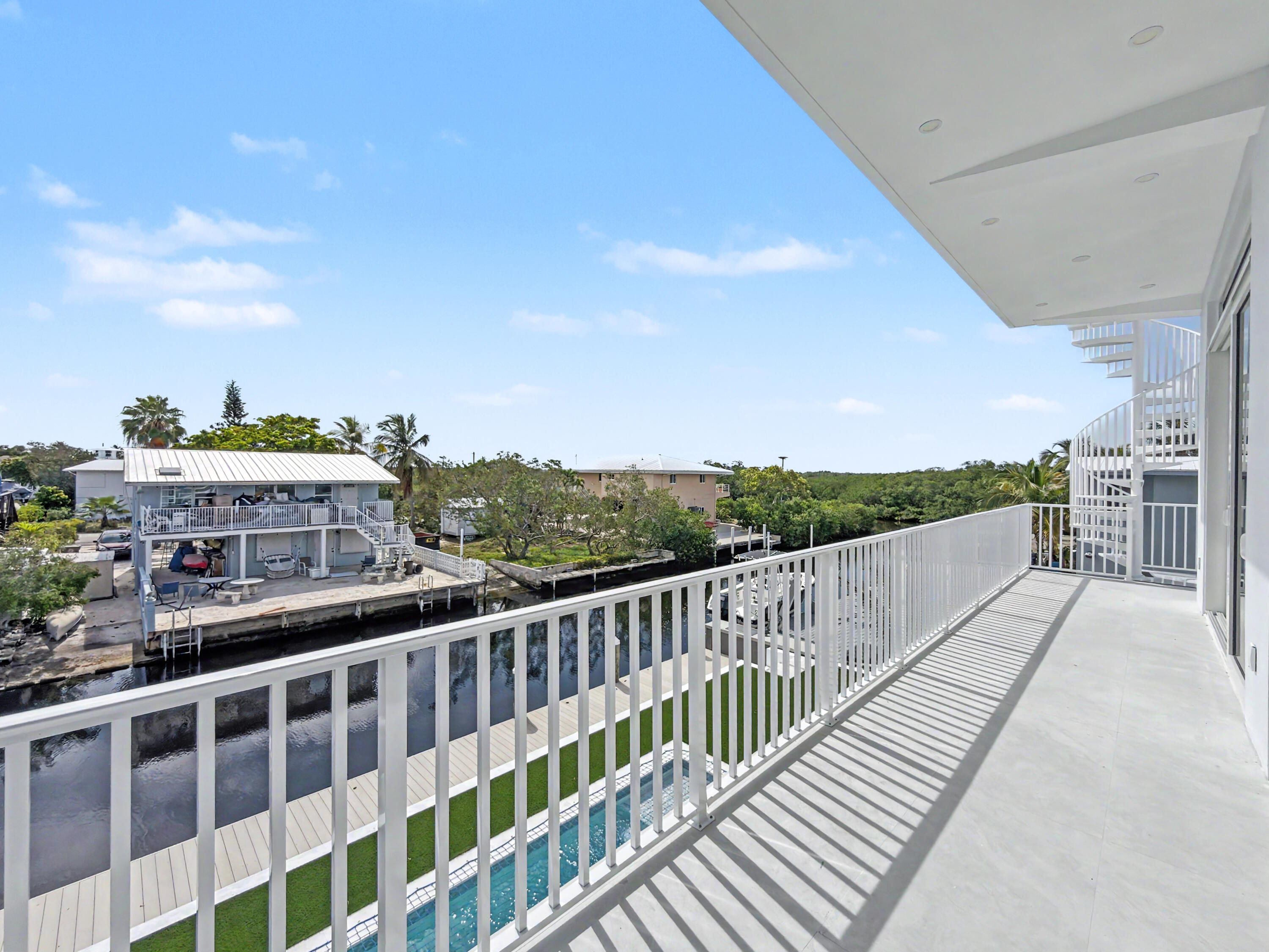 131 Snapper Creek Drive Property Photo 45