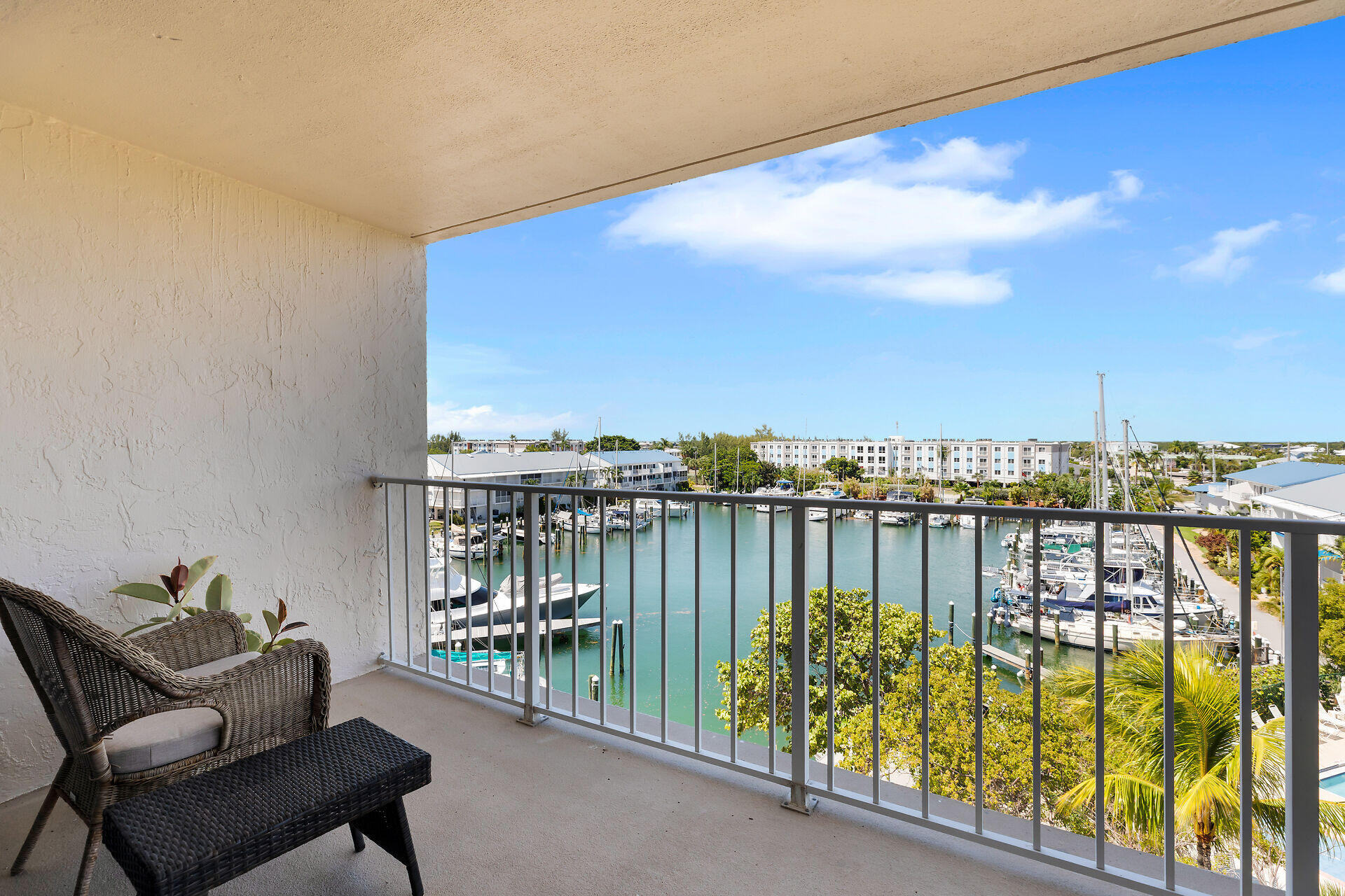 2000 Coco Plum Drive 503 Property Photo 14