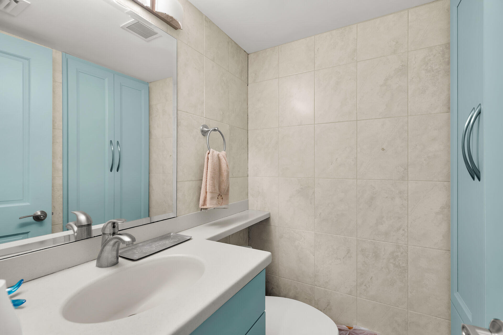 2000 Coco Plum Drive 503 Property Photo 24