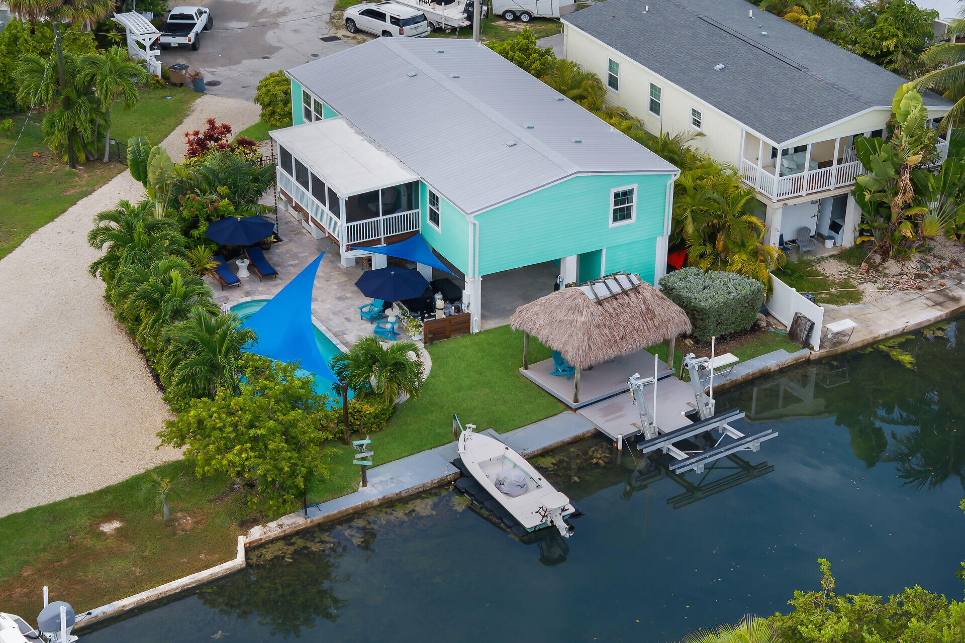 99 Palm Drive Property Photo 3