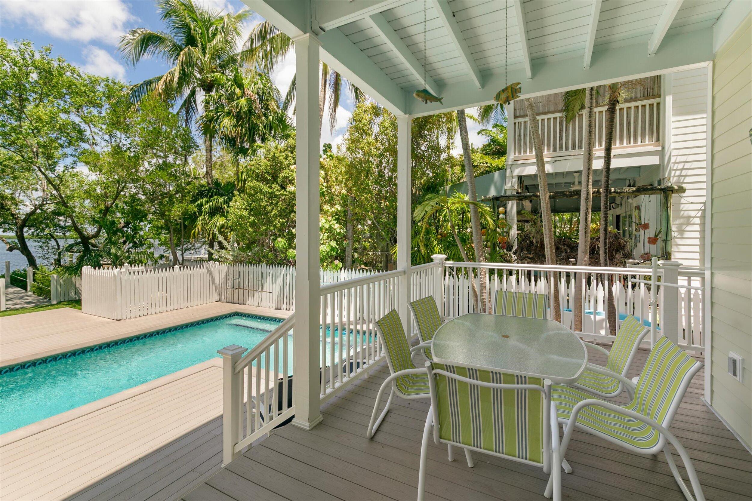 2623 Gulfview Drive Property Photo 10