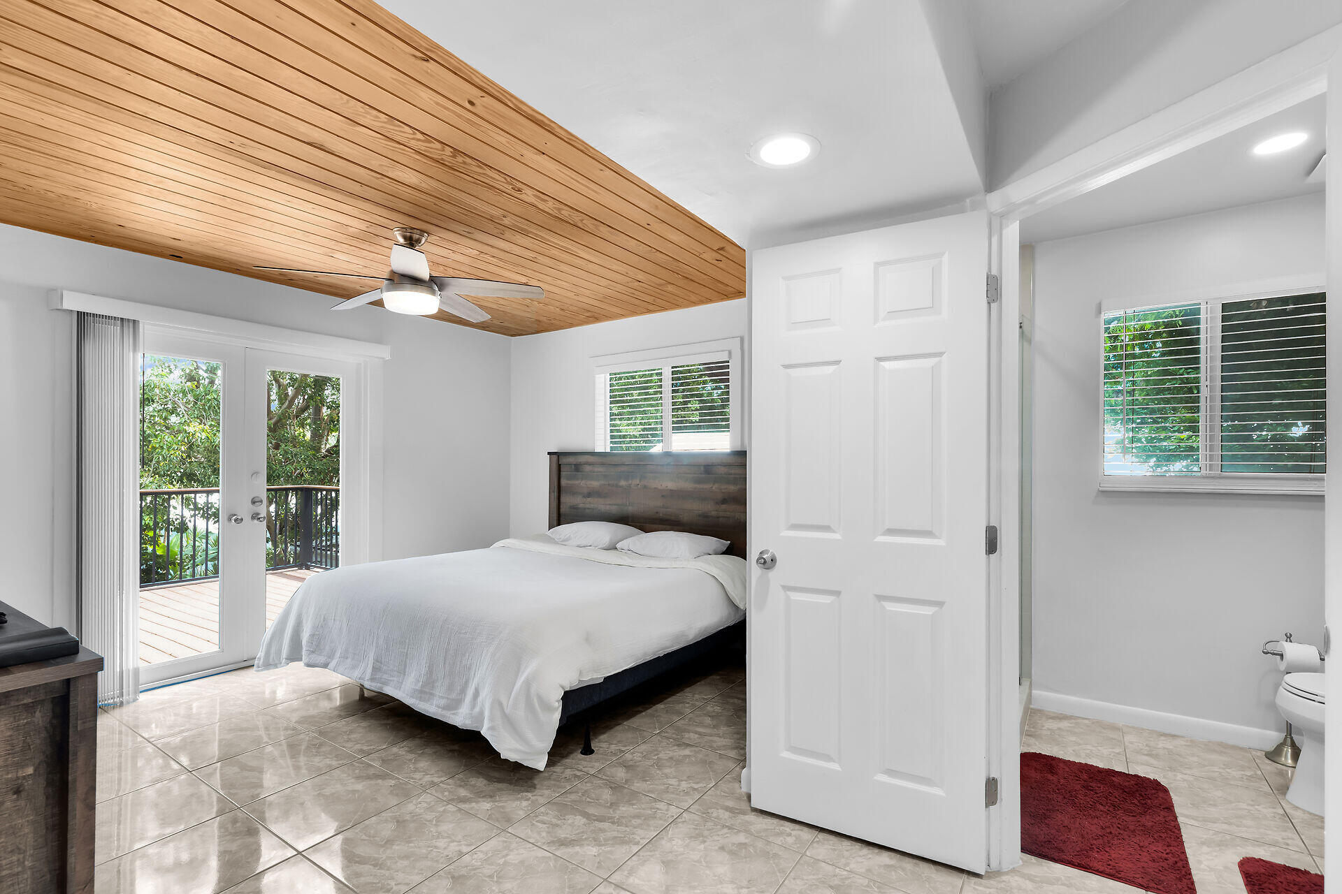 750 Madrid Road Property Photo 32