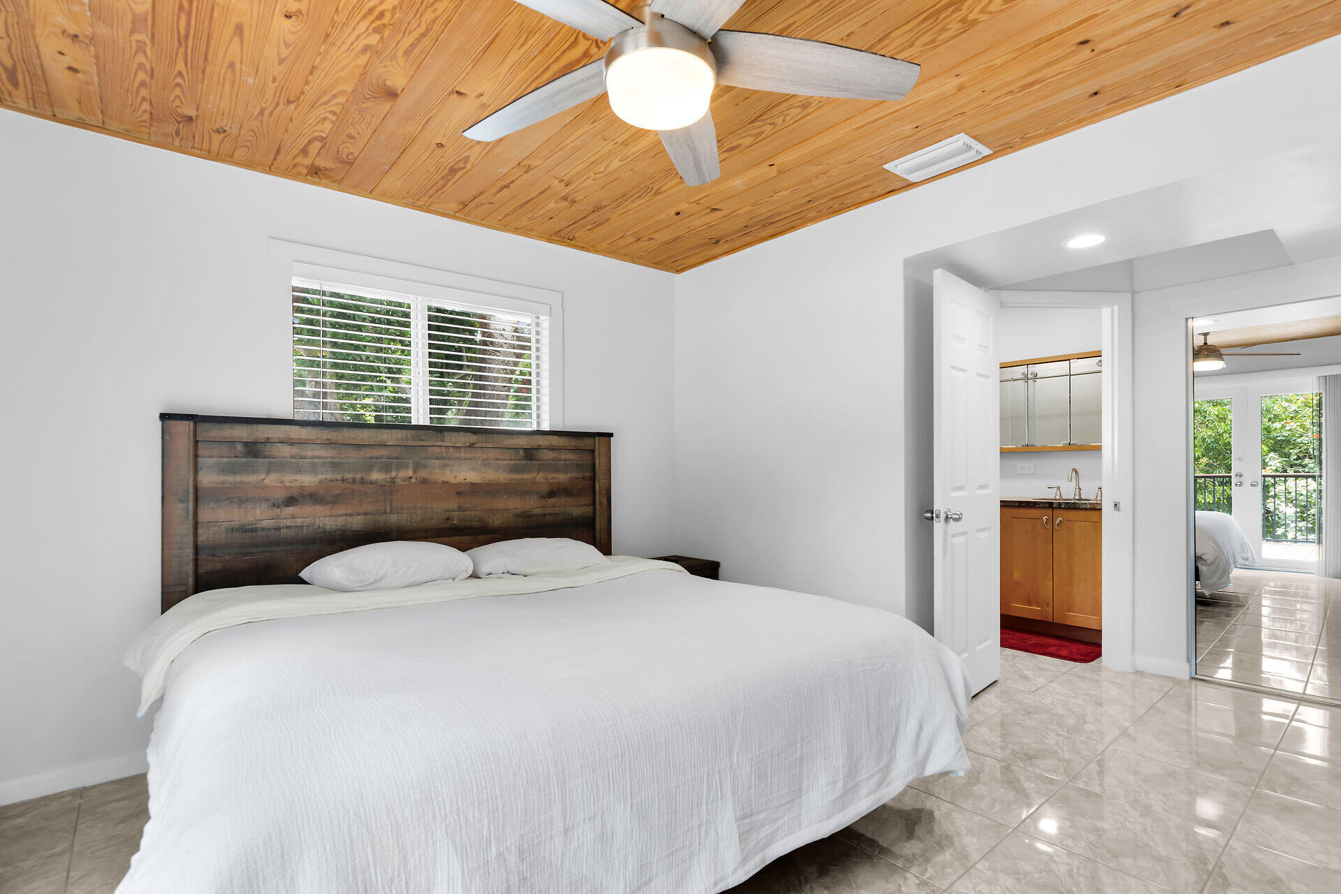 750 Madrid Road Property Photo 35