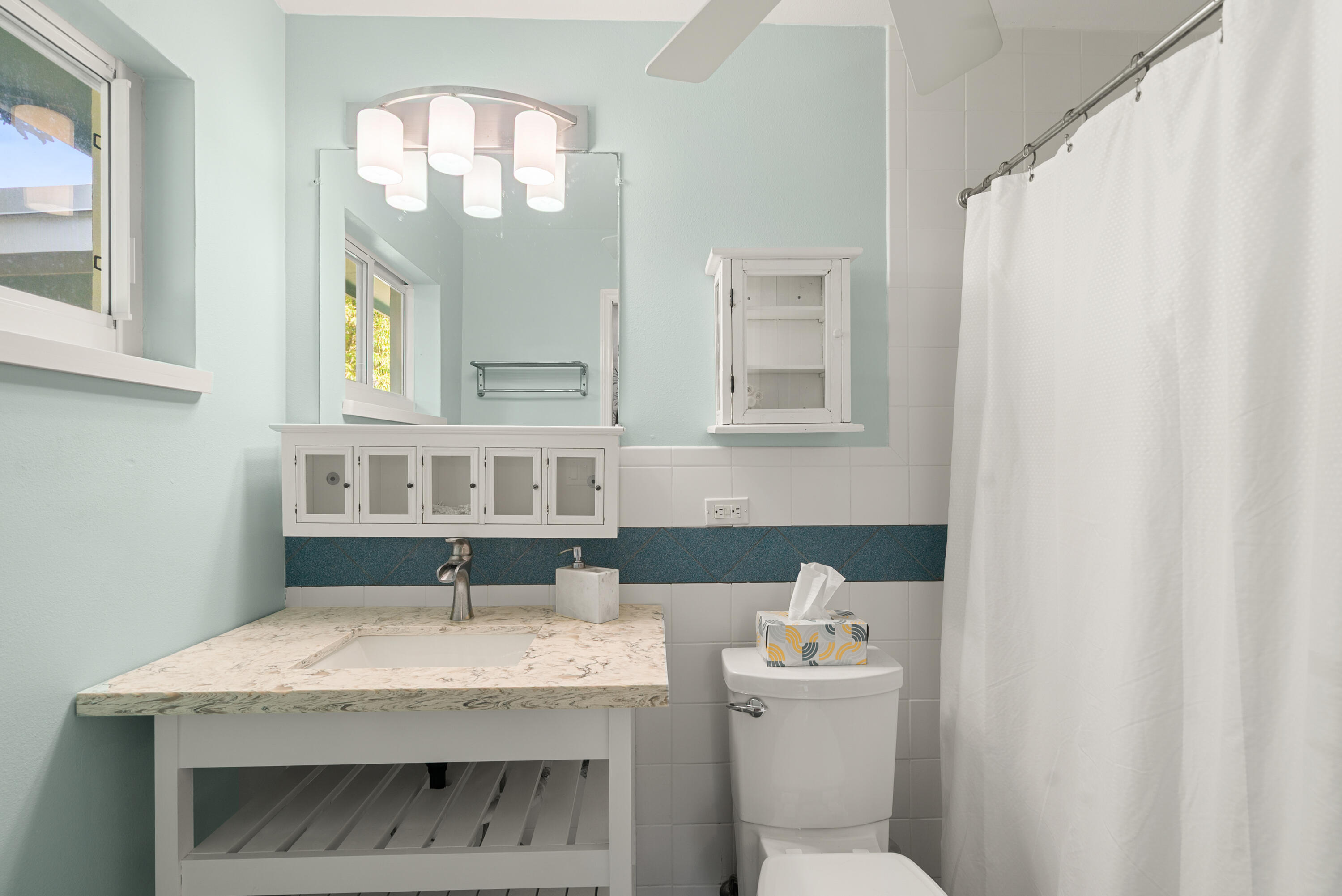 160 Ridge Street Property Photo 11