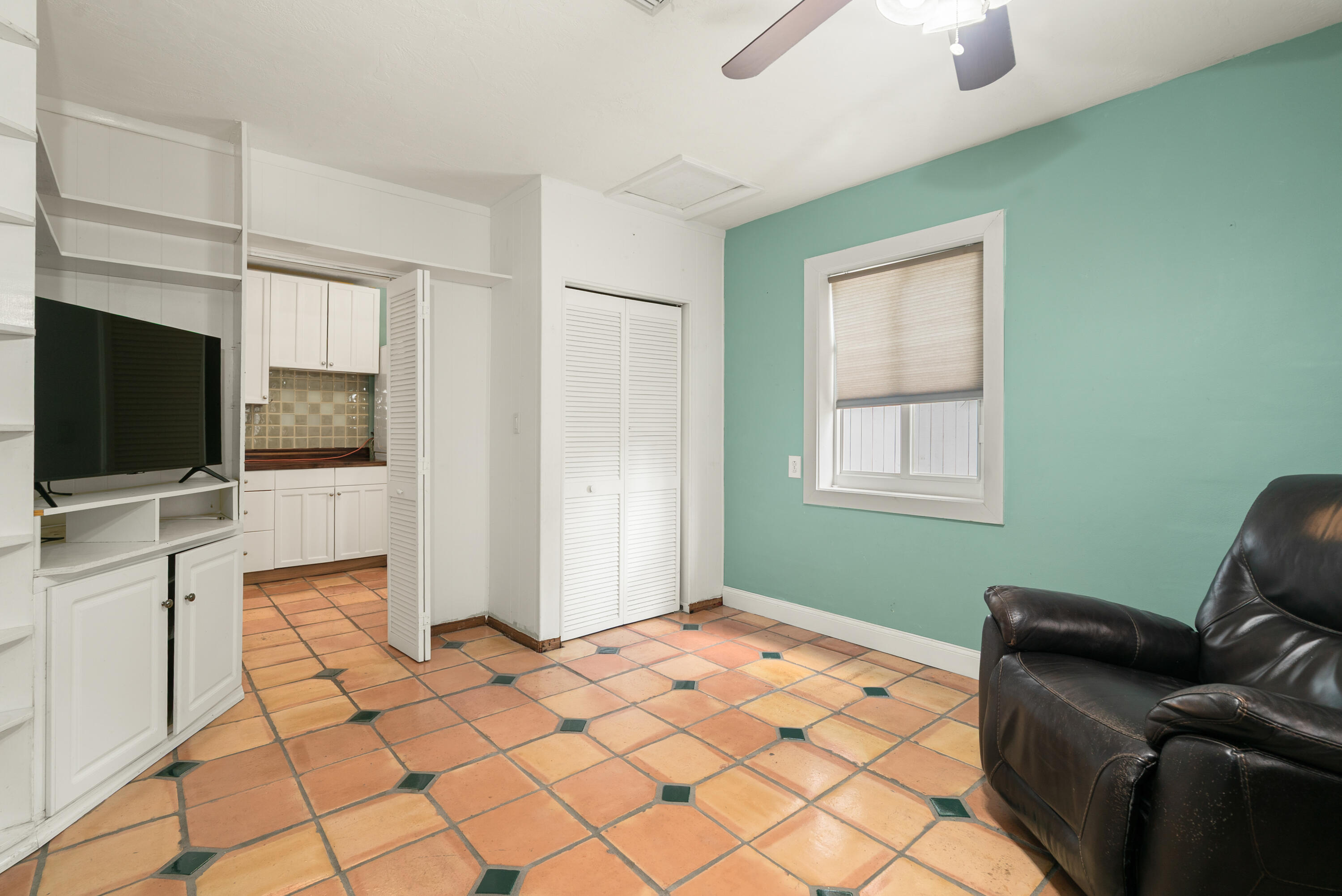 160 Ridge Street Property Photo 29