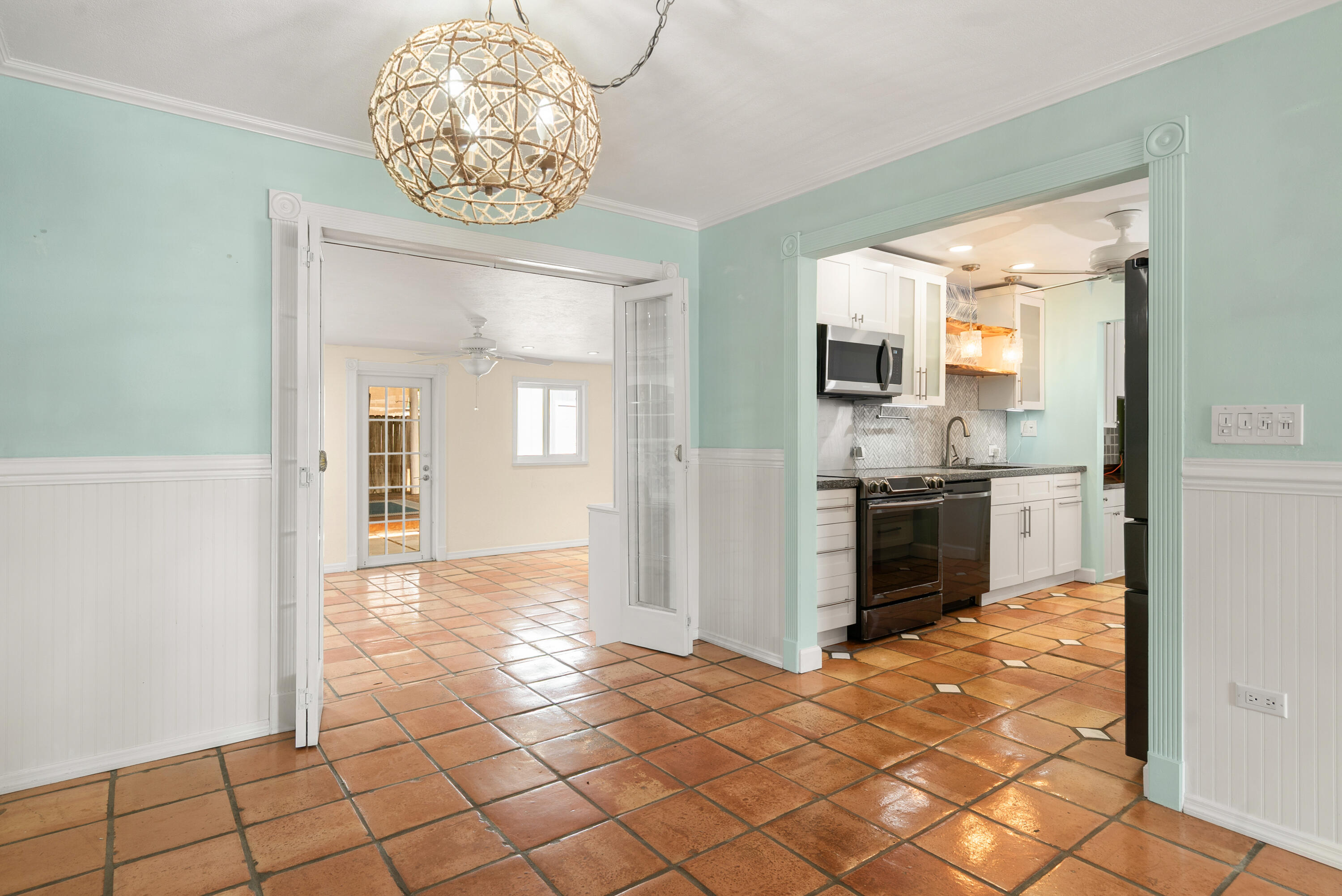 160 Ridge Street Property Photo 30