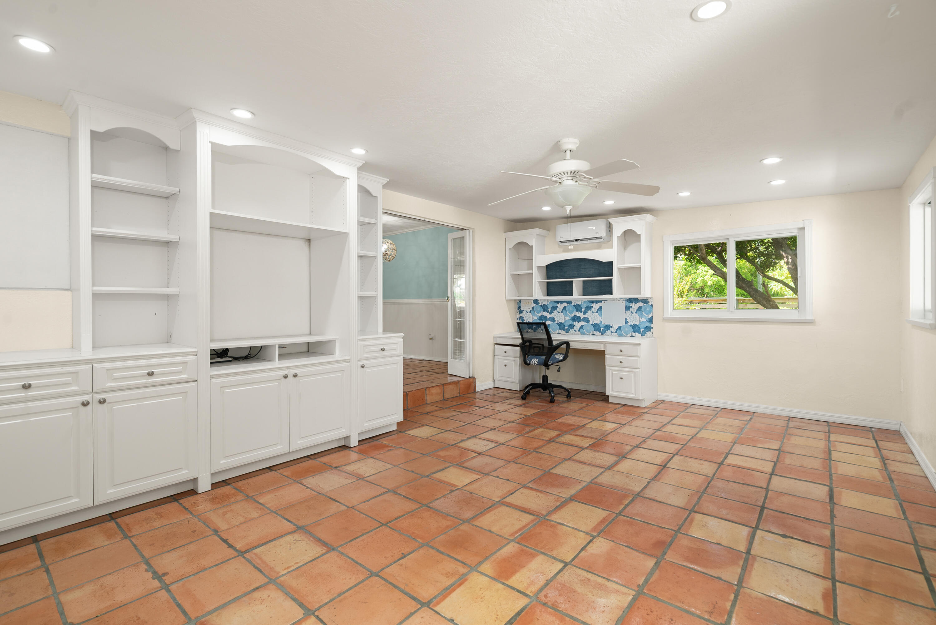 160 Ridge Street Property Photo 31