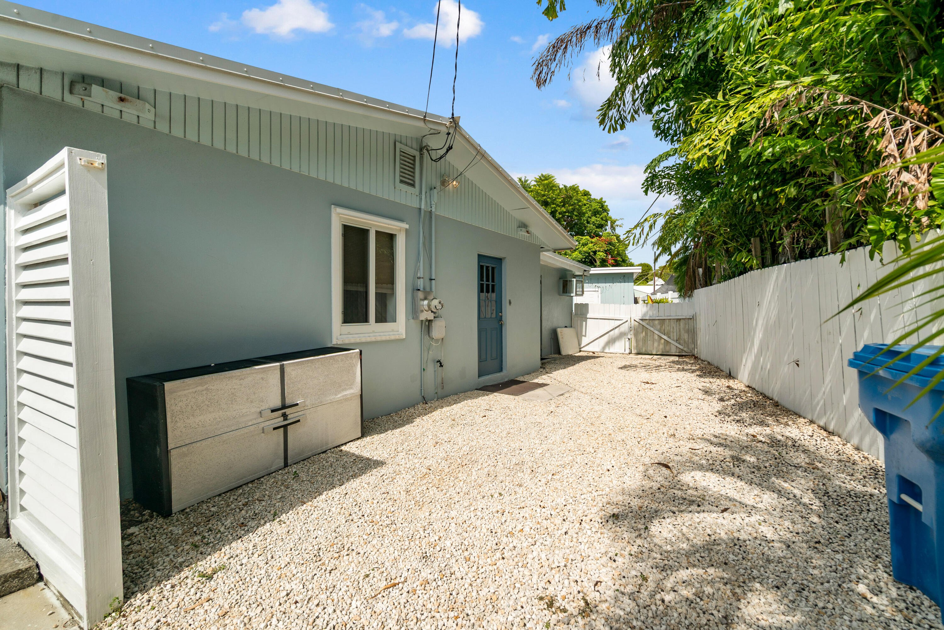 160 Ridge Street Property Photo 35