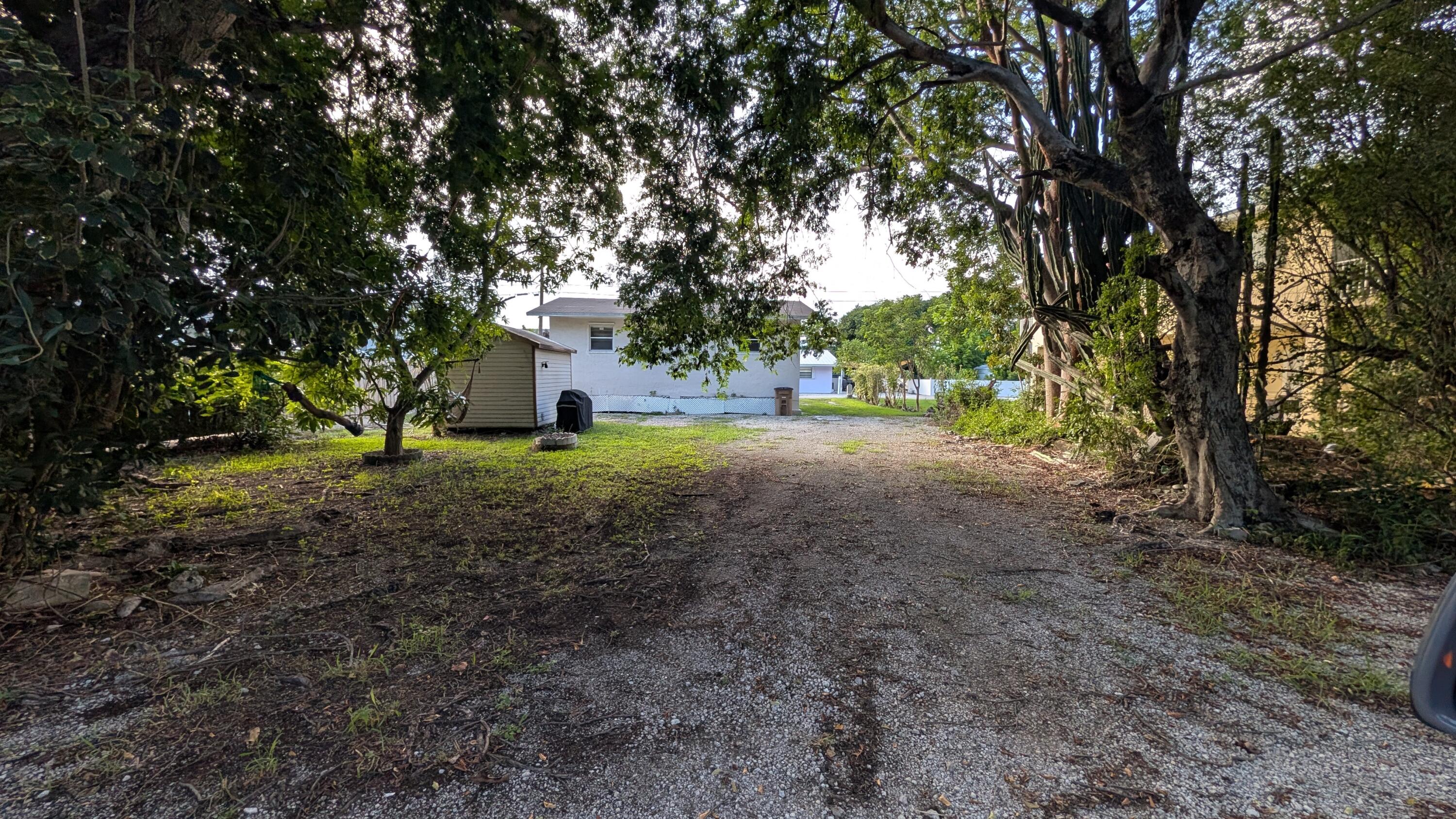 10 Silver Springs Drive Property Photo 4