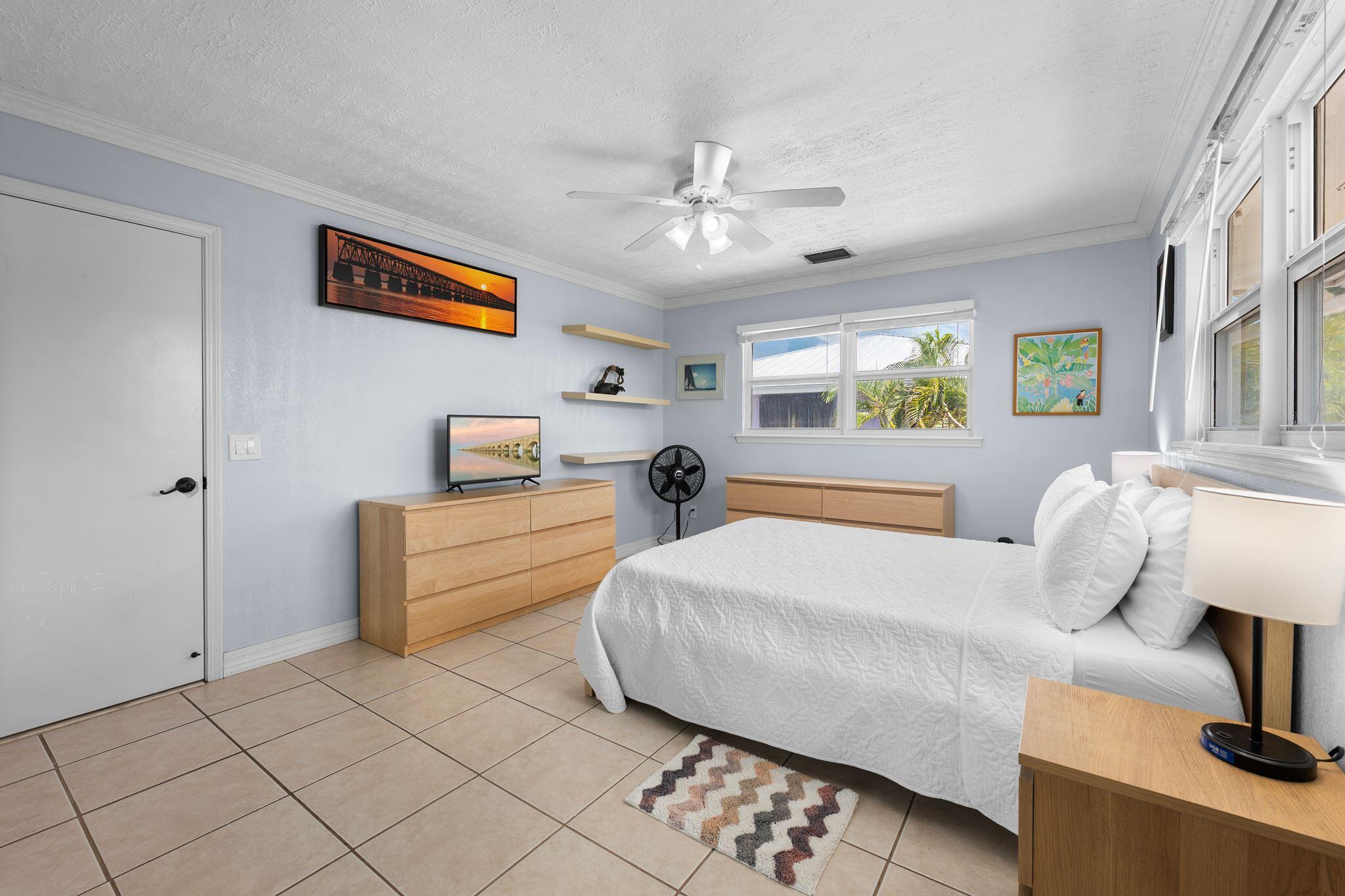 581 12th Street Property Photo 28