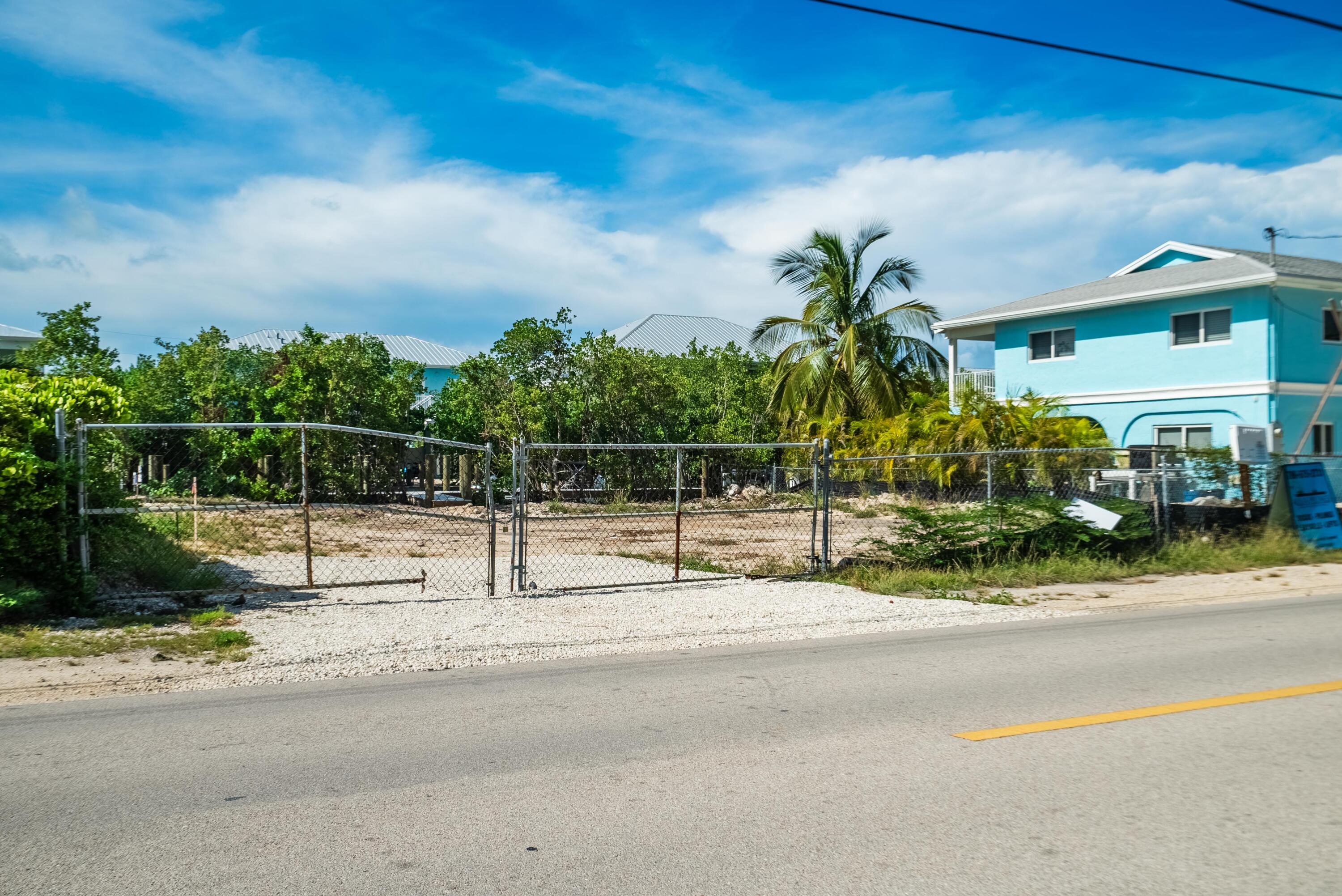 9966 Aviation Boulevard Property Photo 12