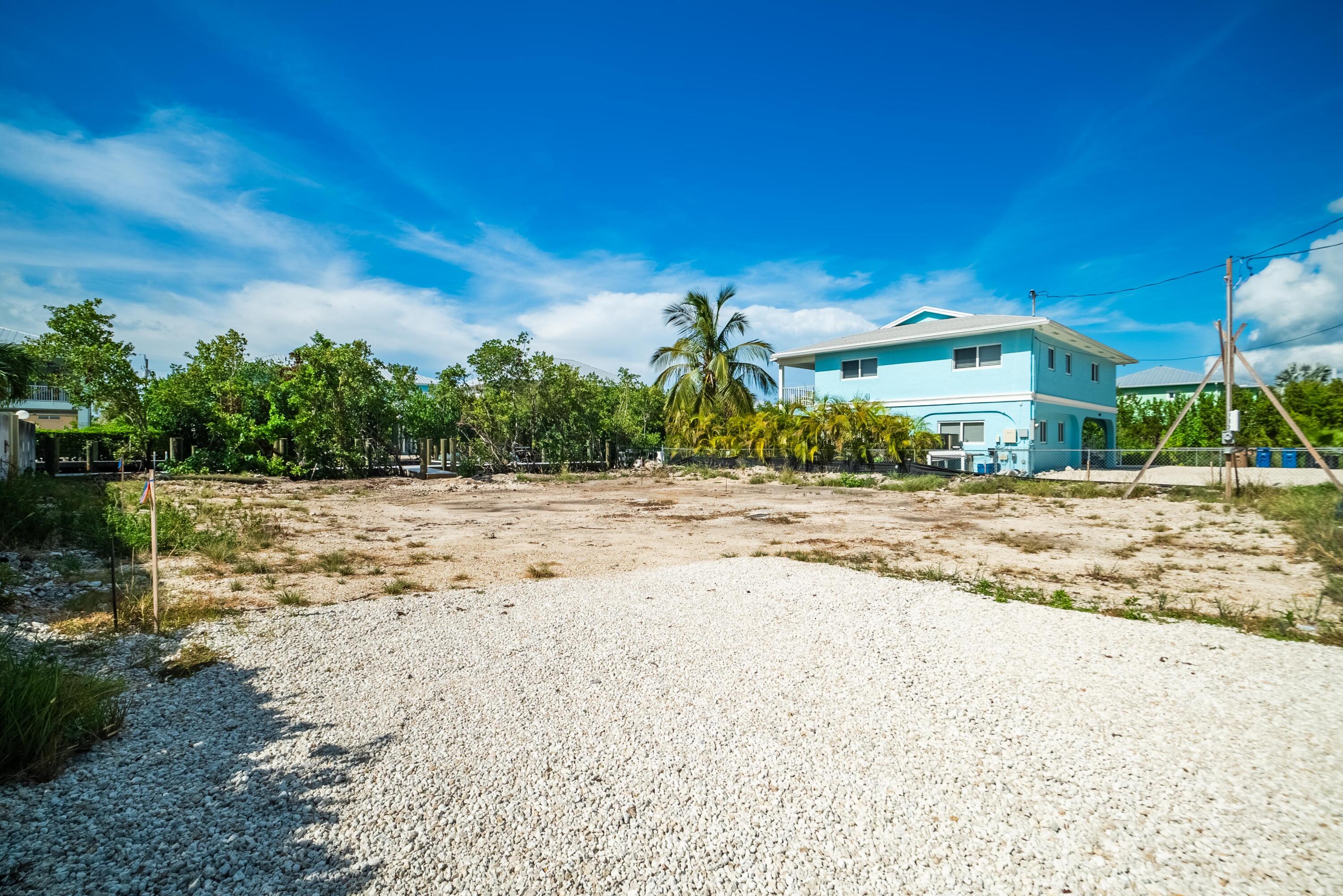 9966 Aviation Boulevard Property Photo 14