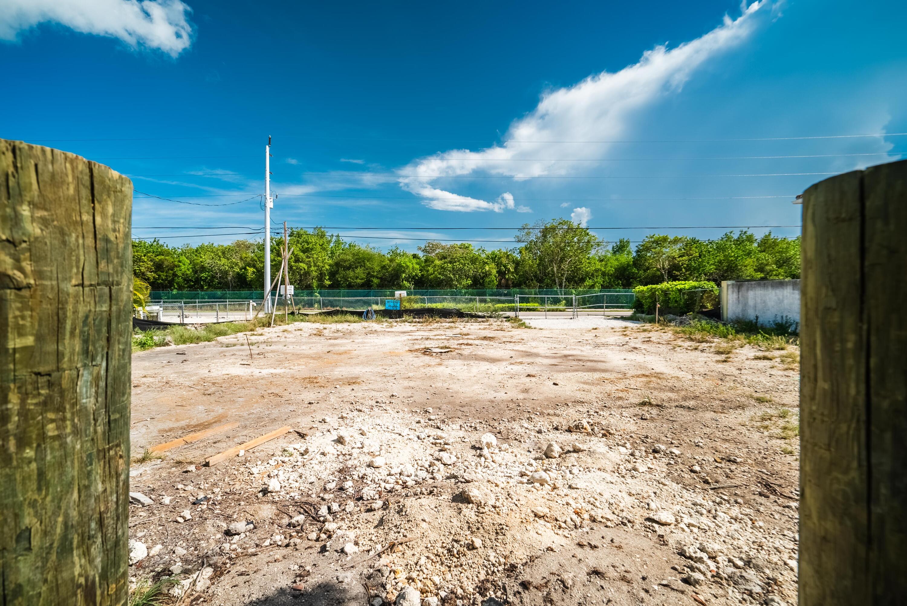 9966 Aviation Boulevard Property Photo 19