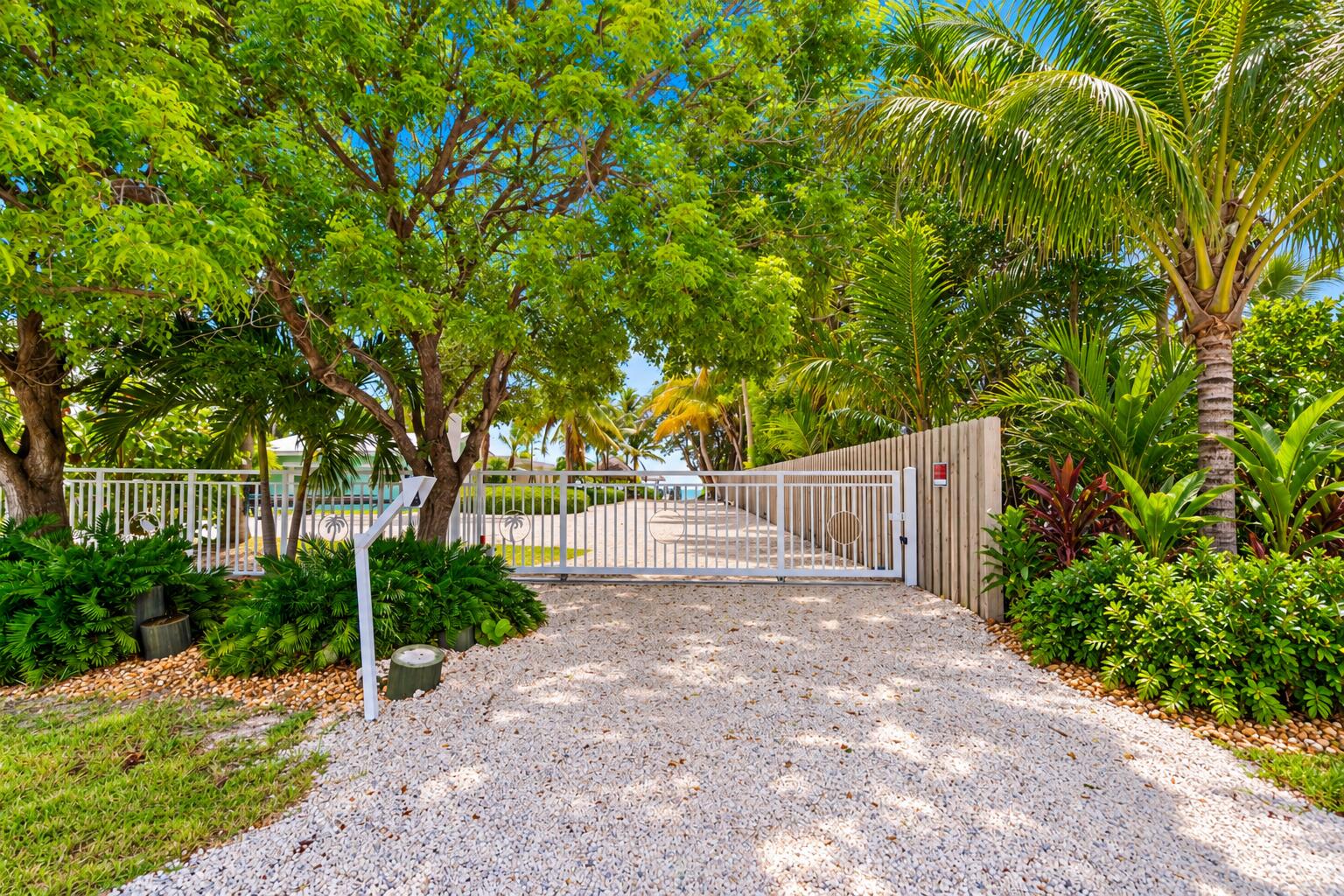75433 Overseas Highway Property Photo 13