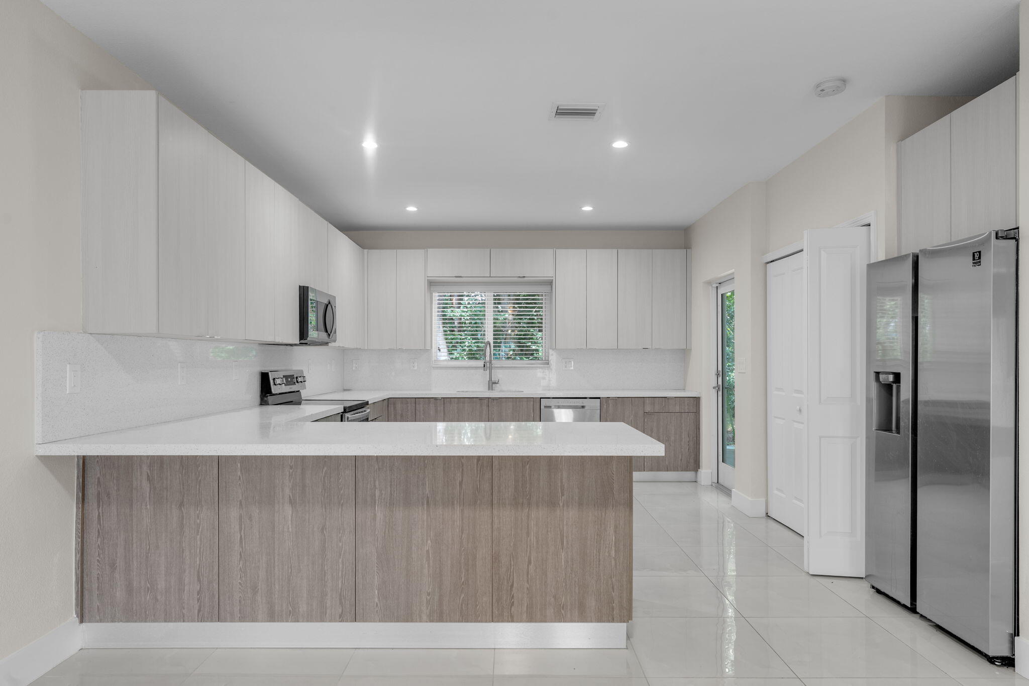 146 Dove Lake Drive Property Photo 3