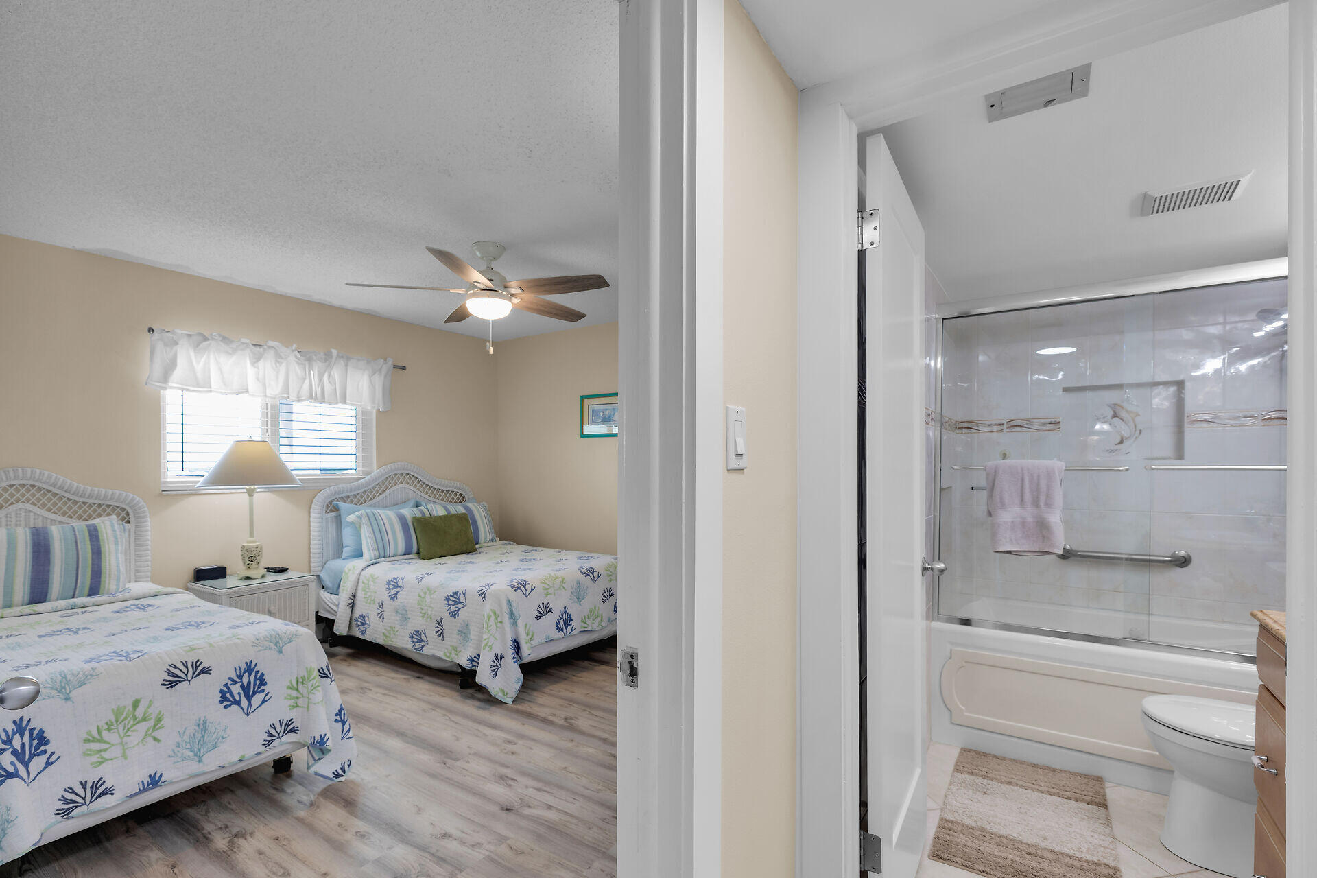 135 Coco Plum Drive 4c Property Photo 17