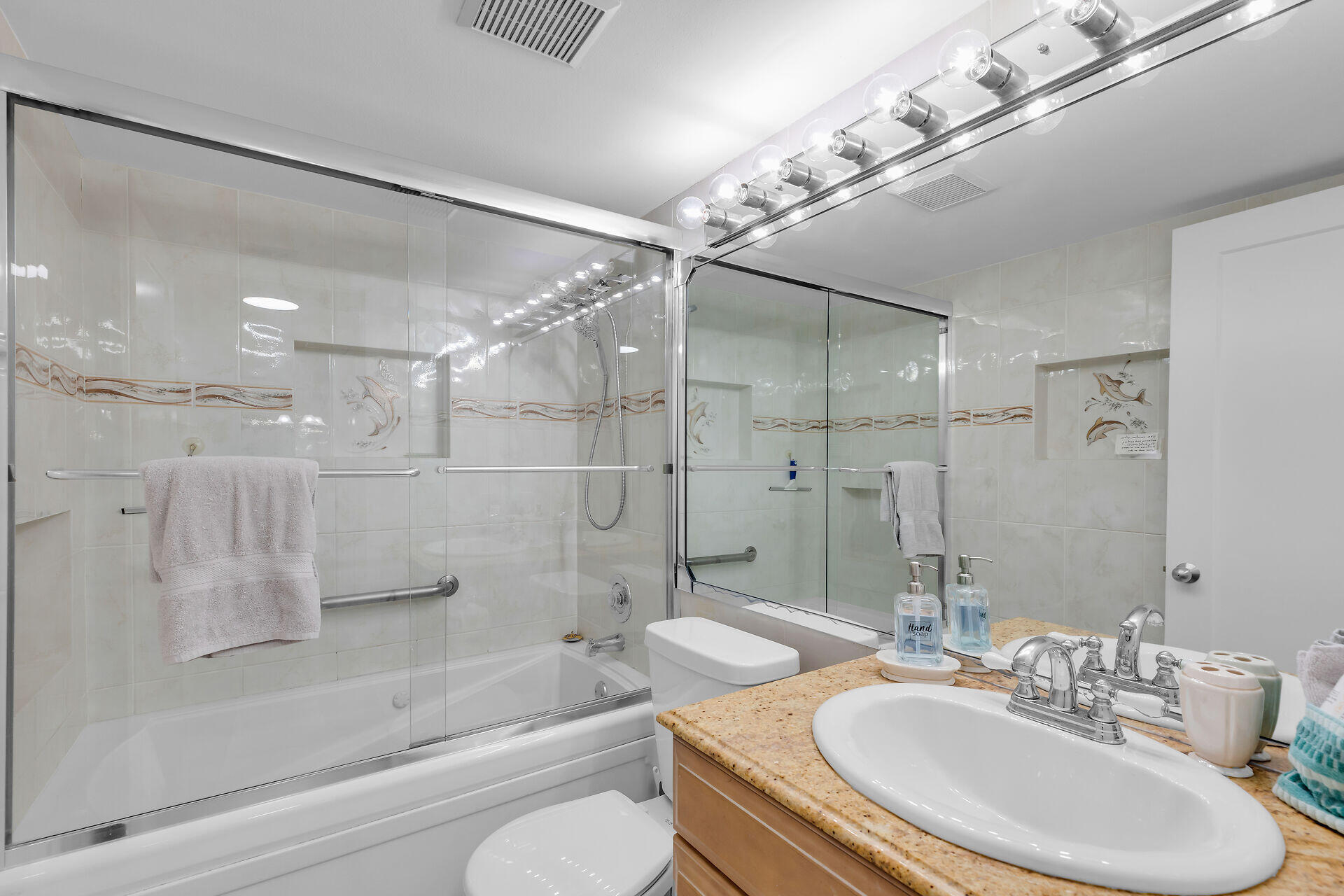 135 Coco Plum Drive 4c Property Photo 20