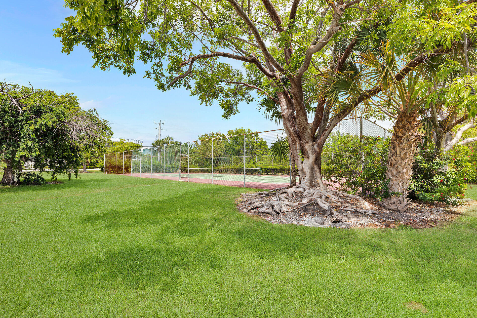 135 Coco Plum Drive 4c Property Photo 28