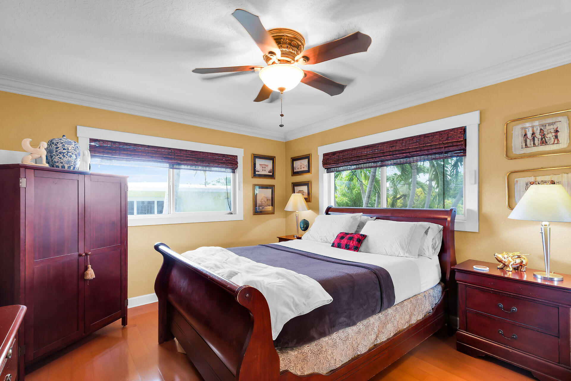 114 N Coconut Palm Boulevard Property Photo 27