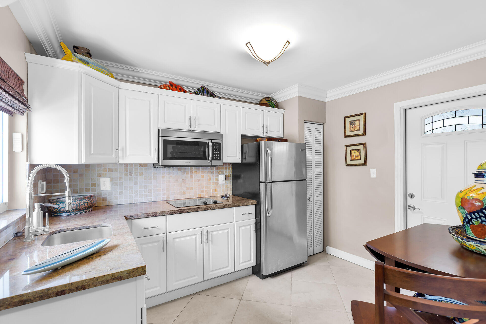 114 N Coconut Palm Boulevard Property Photo 36