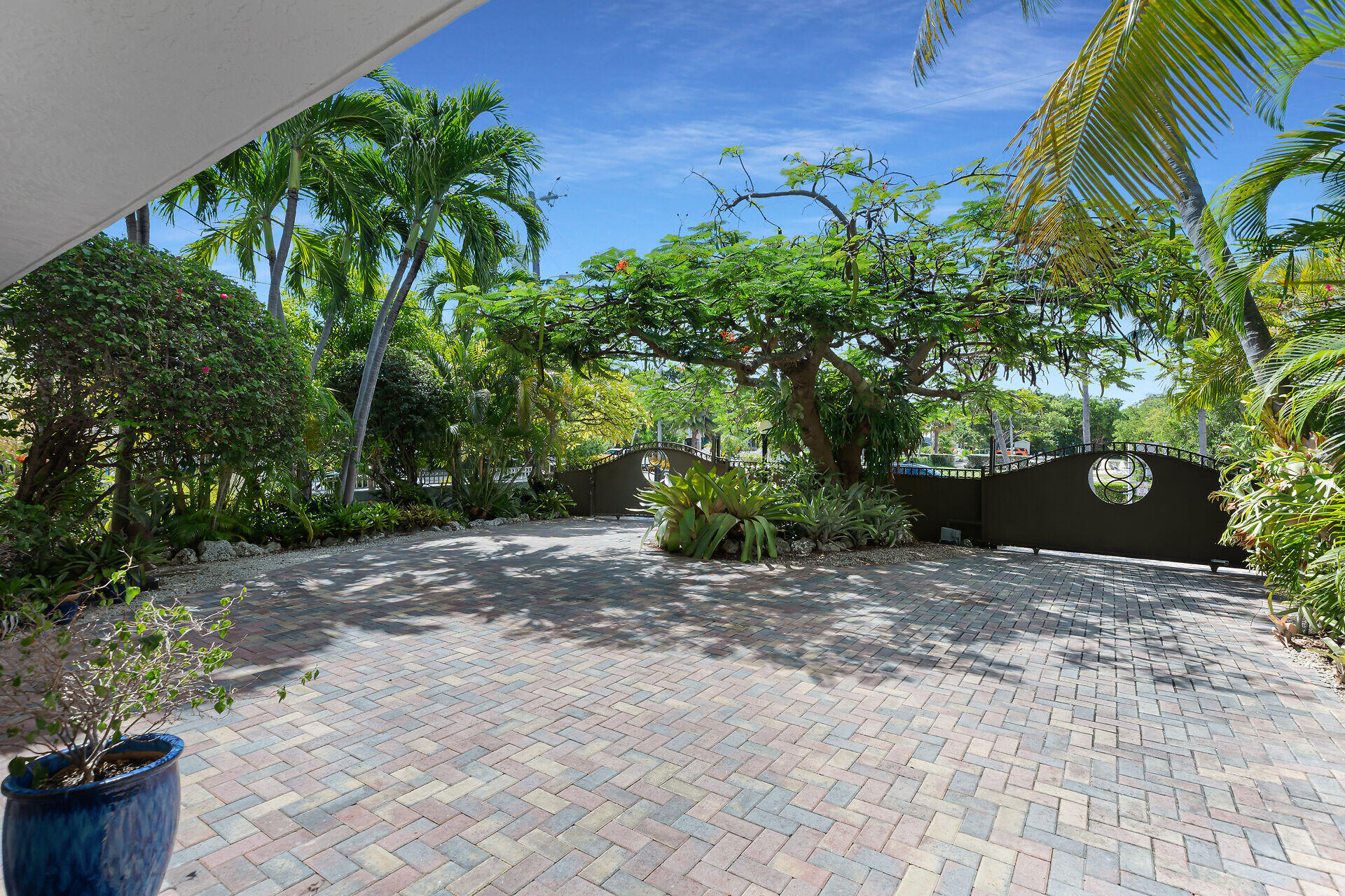 114 N Coconut Palm Boulevard Property Photo 65