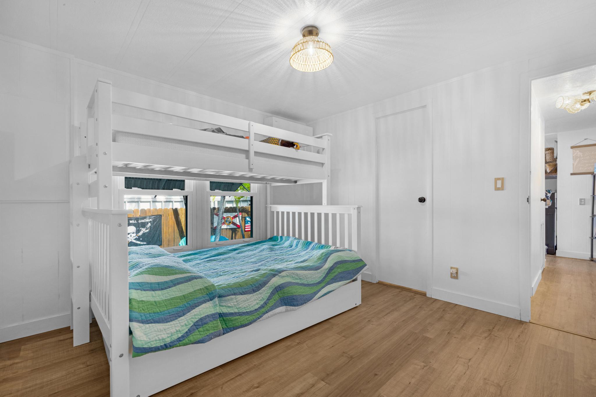 27772 Astrangia Avenue Property Photo 35
