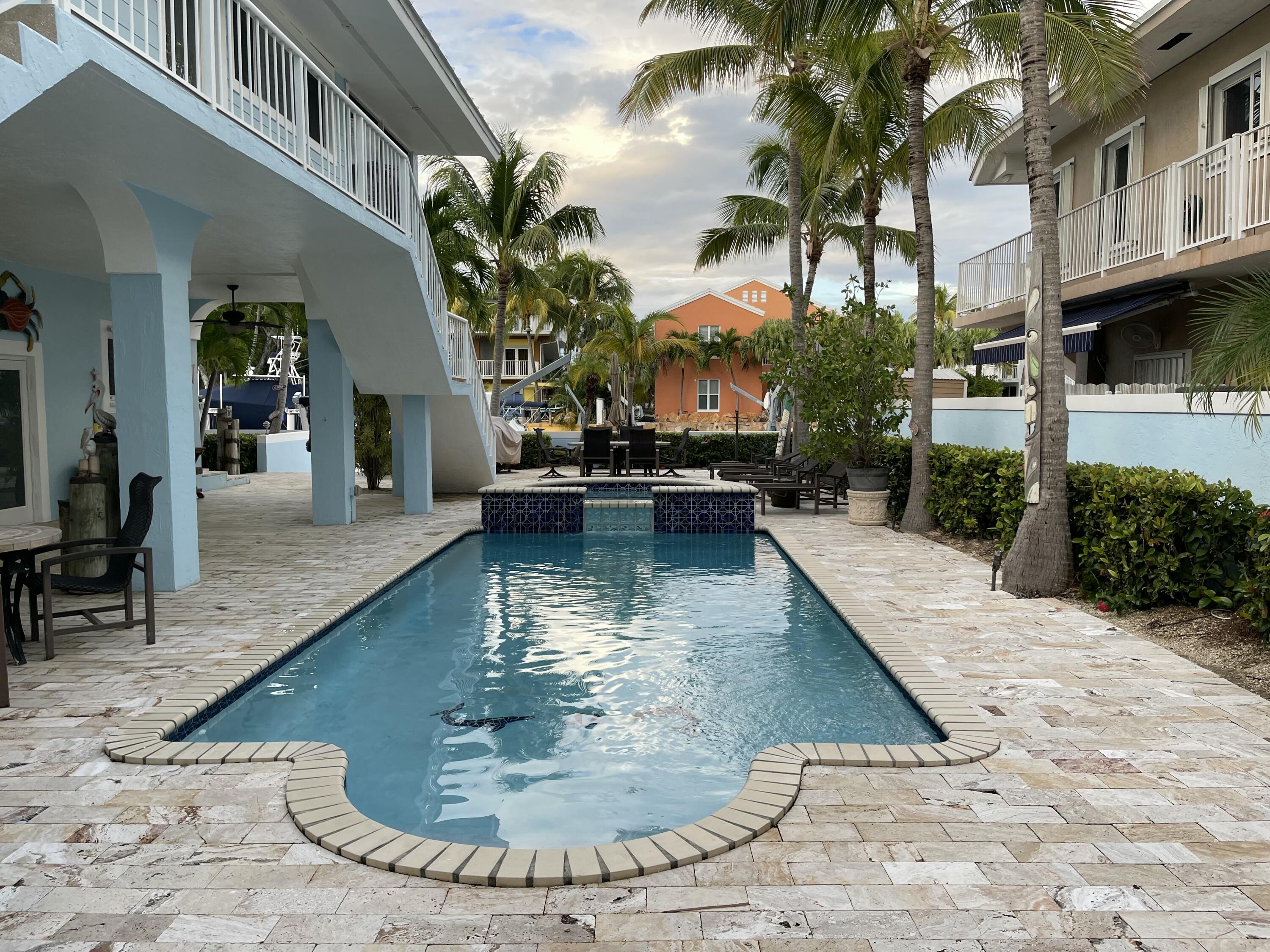 482 Bahia Avenue Property Photo 7